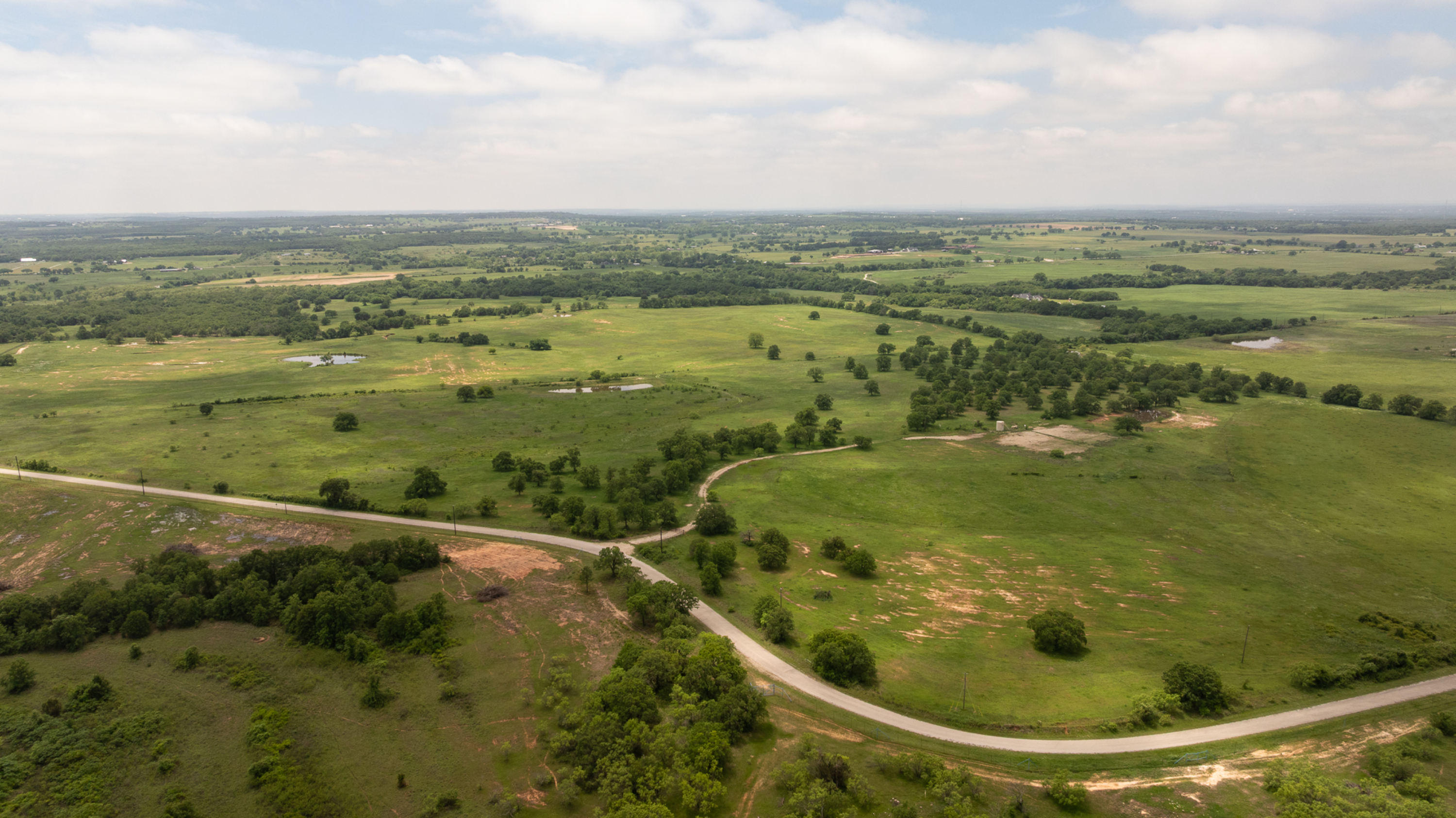  Rolling Oaks Ranch - 物件實景
