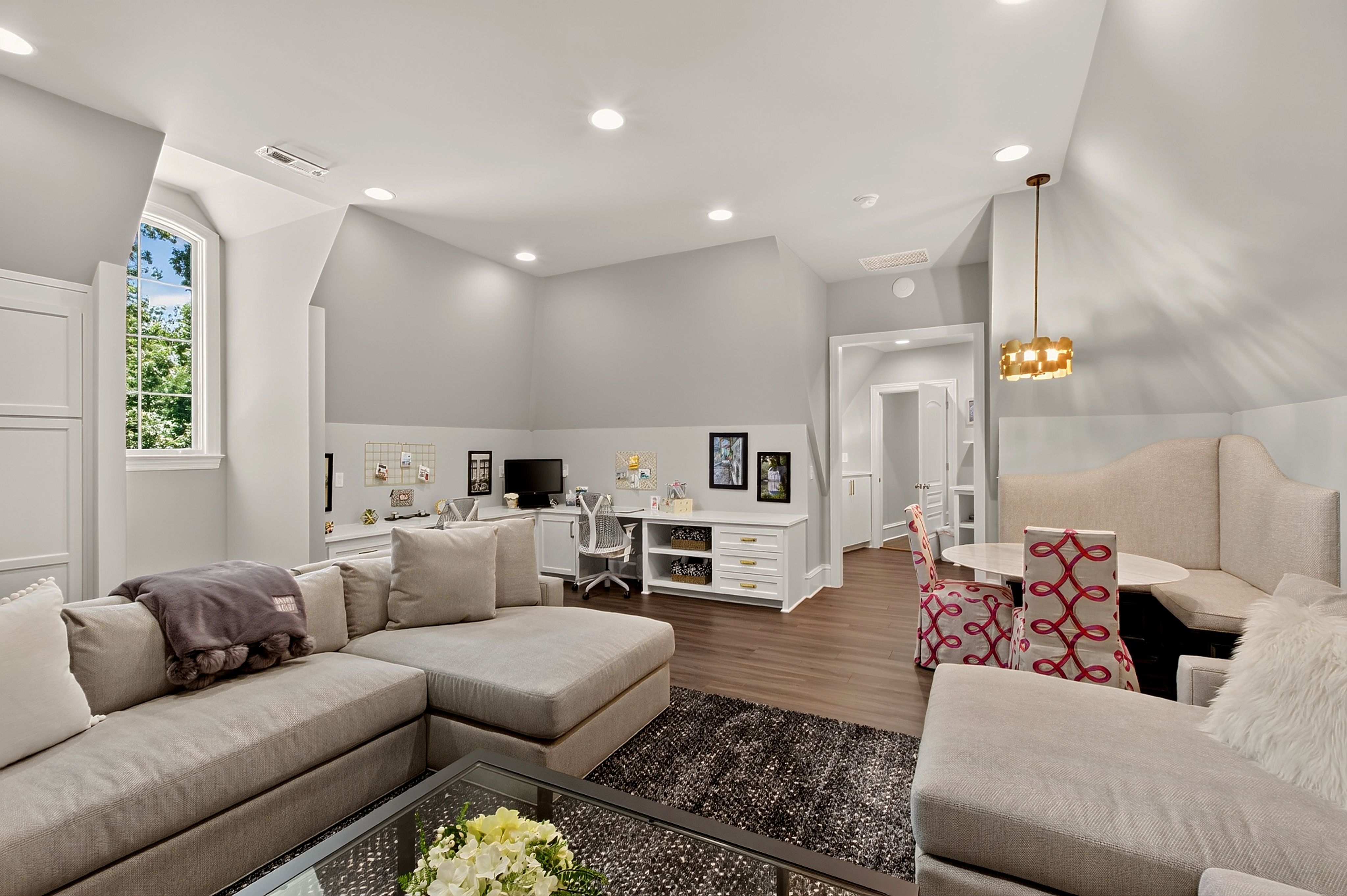  1412 Hedgelawn Way, Raleigh, NC 27615 - 物件實景