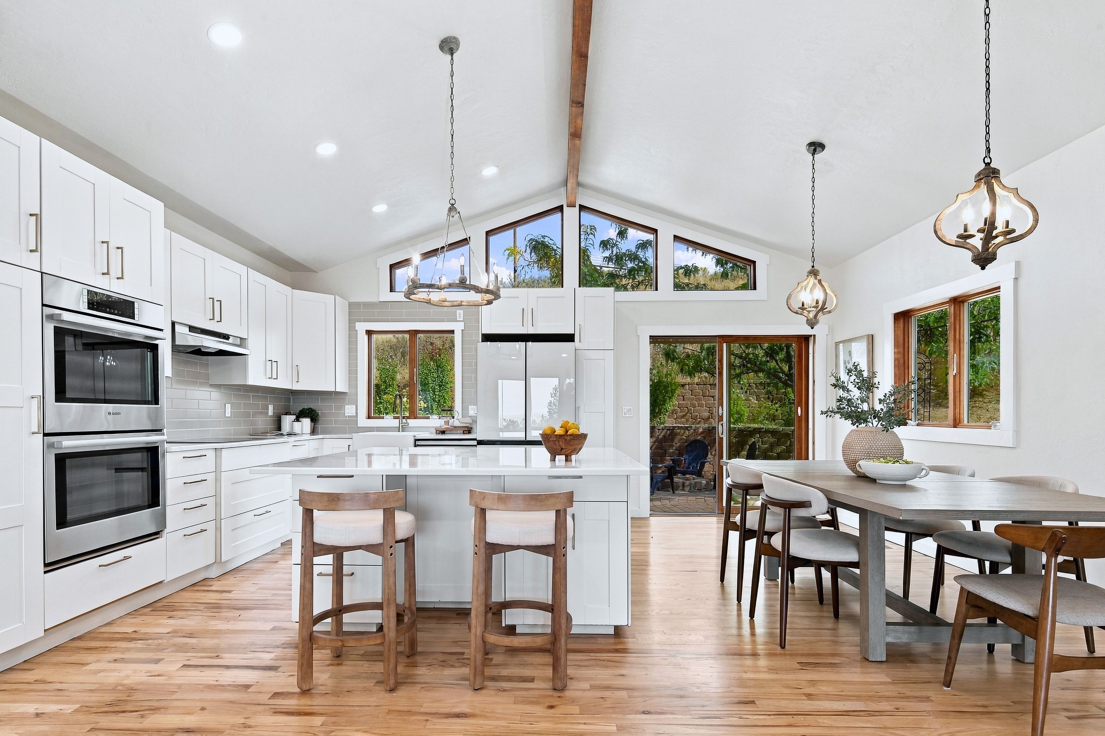  Architectural Foothills Retreat with Valley Views & Direct Trail Access - 物件實景