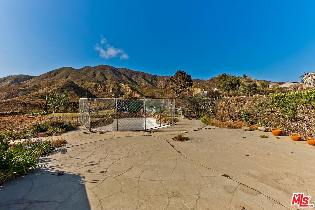 Malibu, California, 90265, United States, ,Land,For Sale,1901165
