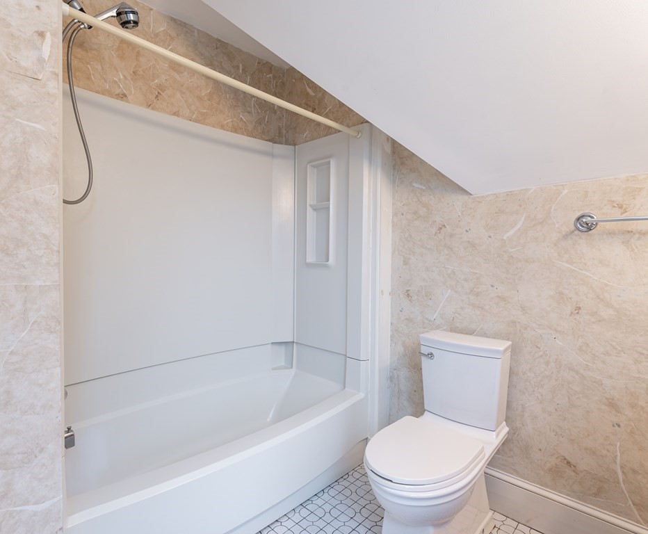 Milford, New Hampshire, 03055, United States, 4 Bedrooms Bedrooms, ,3 BathroomsBathrooms,Residential,For Sale,1862014