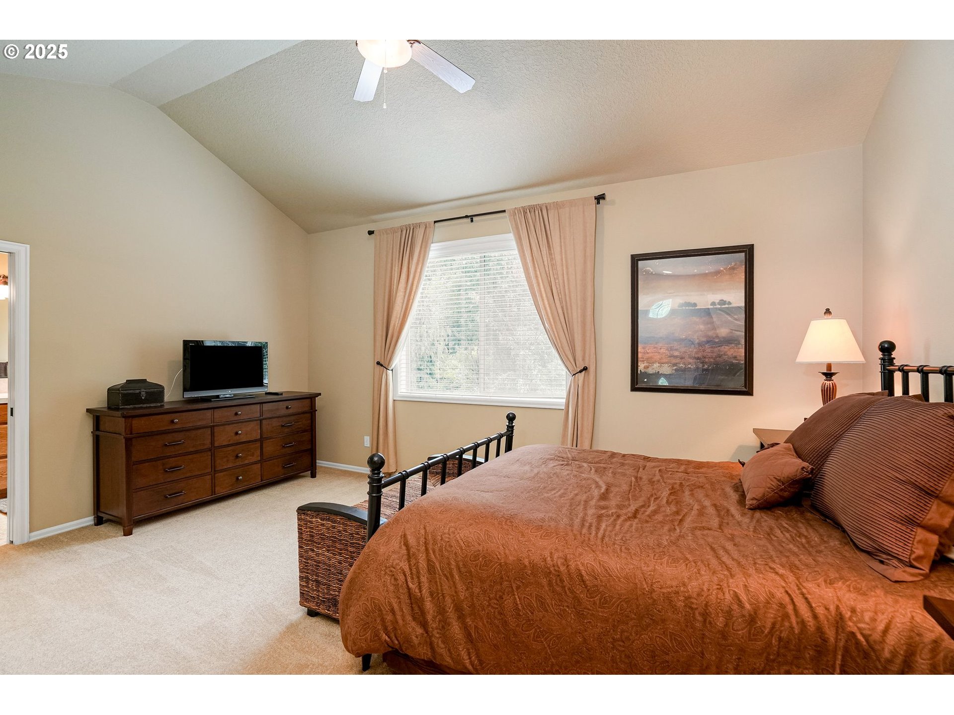 Albany, Oregon, 97321, United States, 3 Bedrooms Bedrooms, ,2 BathroomsBathrooms,Residential,For Sale,1925362