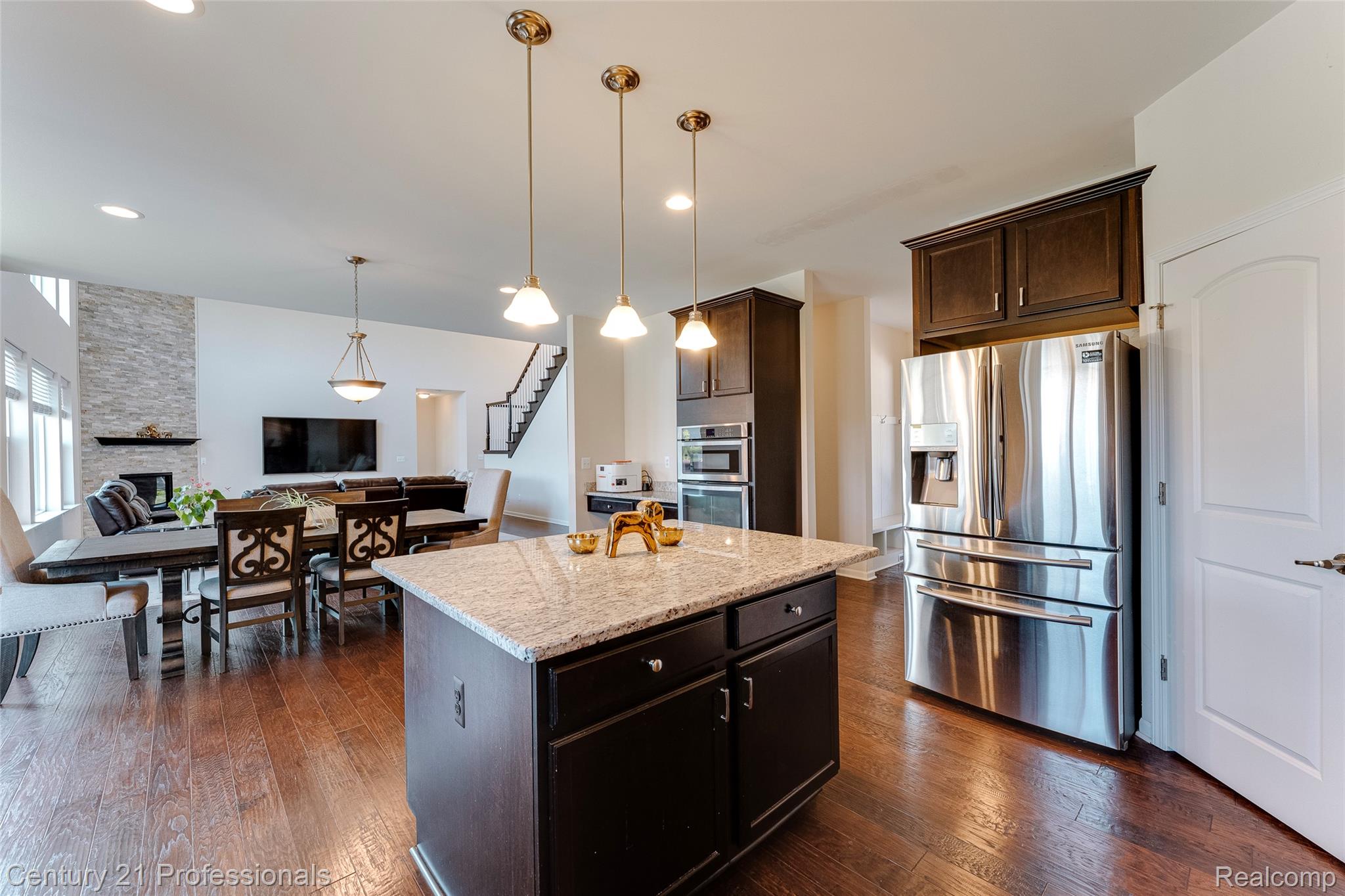 Canton, Michigan, 48187, United States, 5 Bedrooms Bedrooms, ,6 BathroomsBathrooms,Residential,For Sale,1908049
