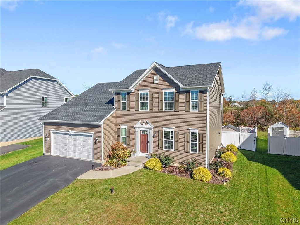 Mcnamara Dr, Clay, NY 13041