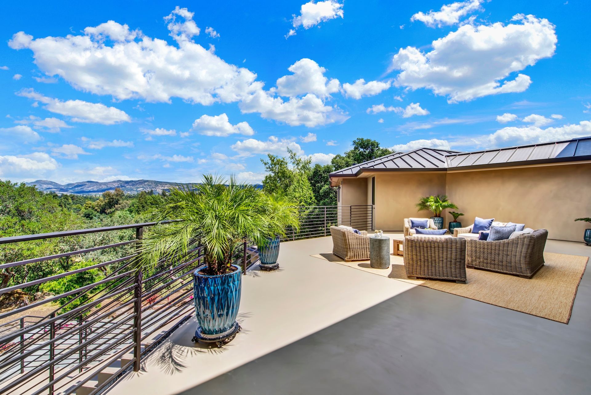  Gated Hagen Oaks Estates Residence - 物件實景