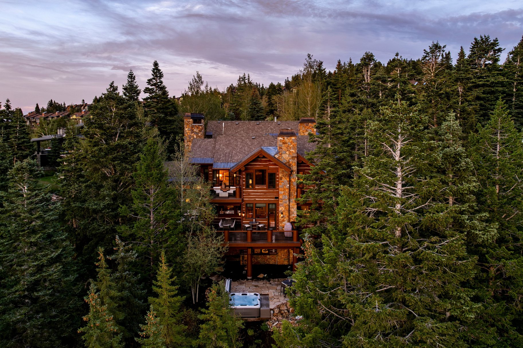  Mountain Transitional Legacy Ski Home in Gated Upper Deer Valley Community - 物件實景