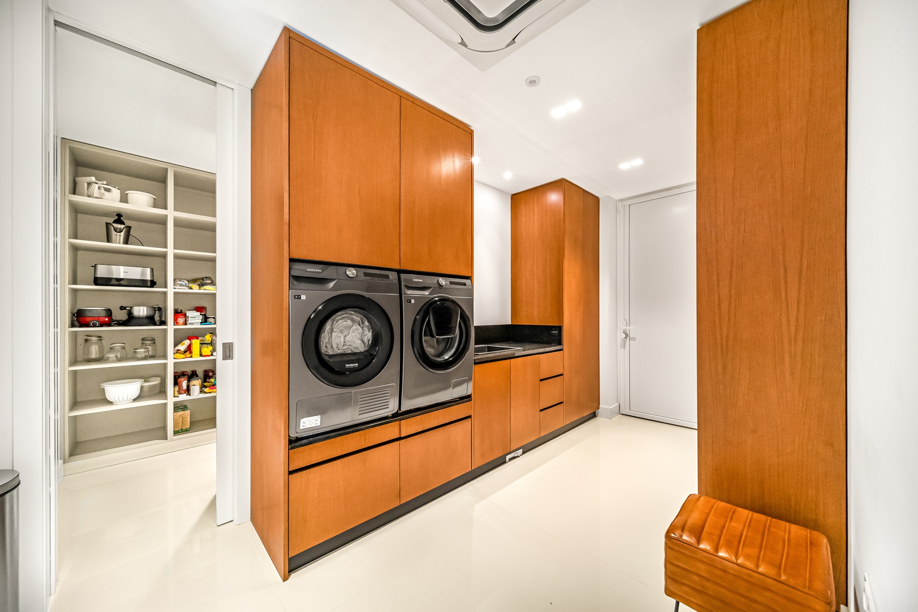  Detached house, 6 bedrooms, for Sale - 物件實景