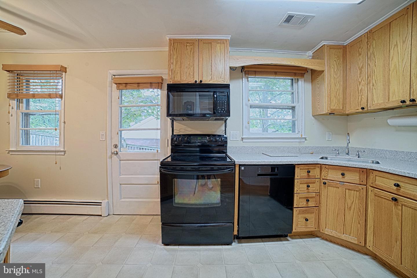 Annapolis, Maryland, 21403, United States, 4 Bedrooms Bedrooms, ,2 BathroomsBathrooms,Residential,For Sale,1911568