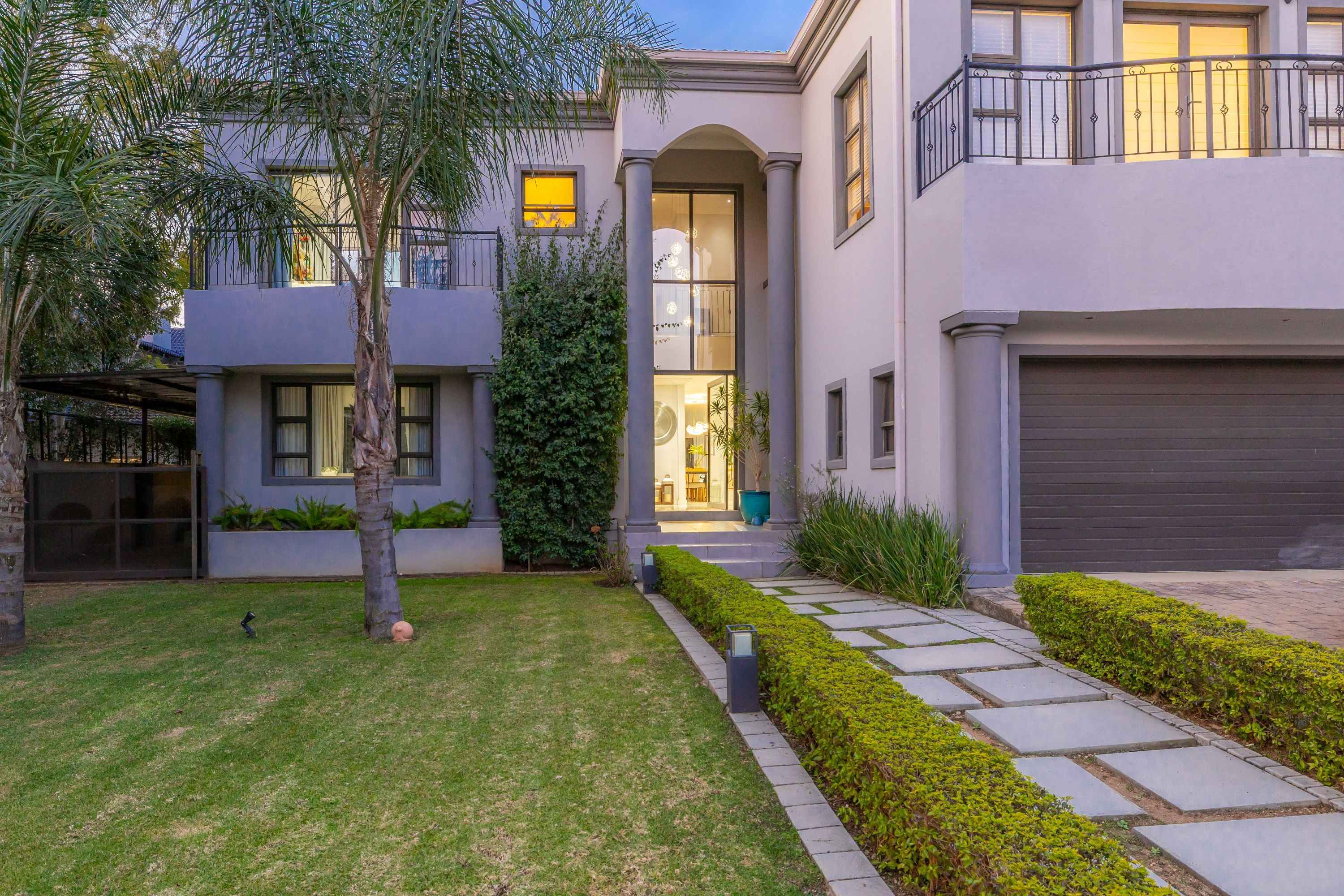  Elegant Family Home in a Secure Golf Estate - 物件實景