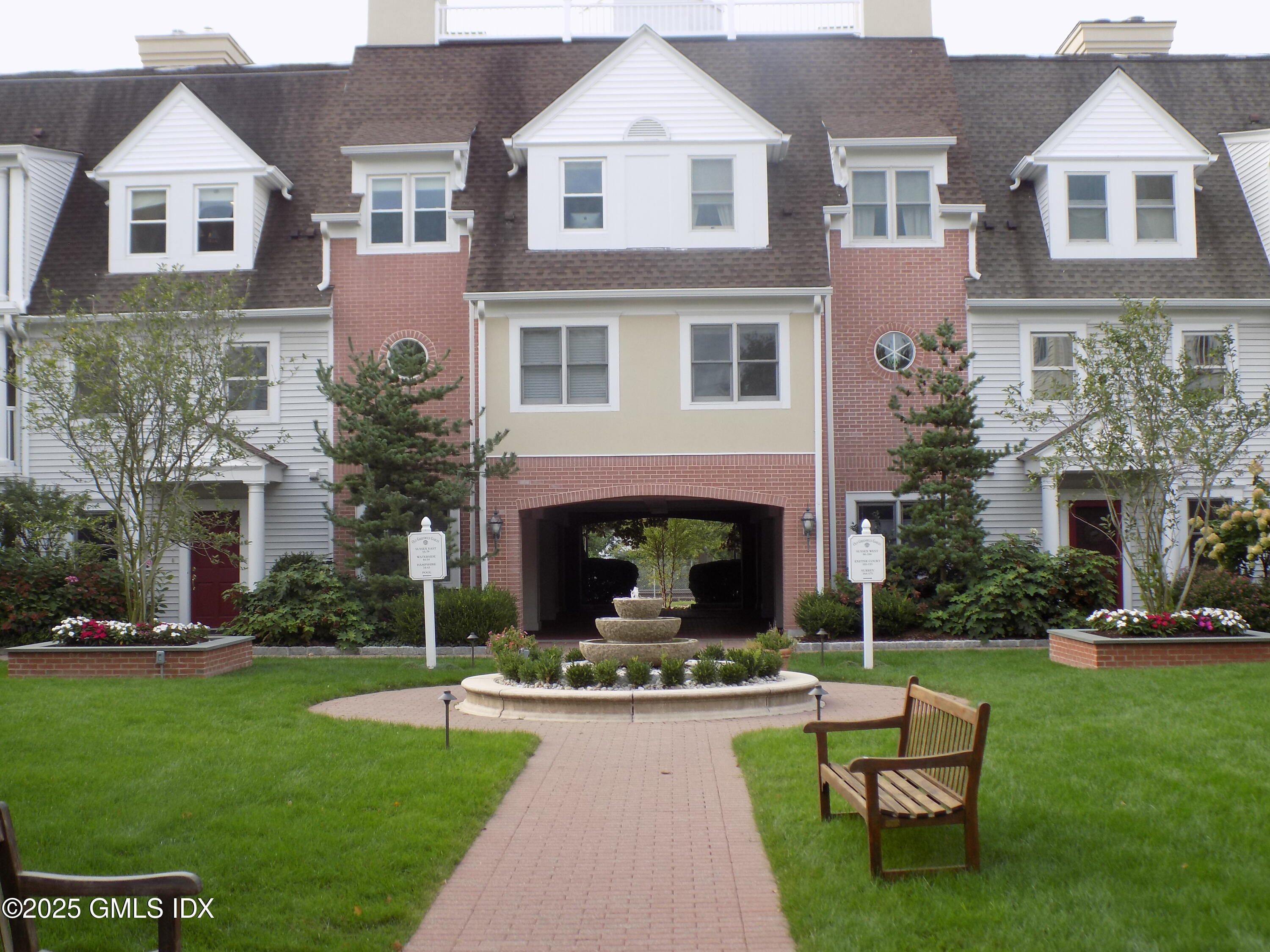 Old Greenwich, Connecticut, 06870, United States, 4 Bedrooms Bedrooms, ,5 BathroomsBathrooms,Residential,For Sale,1821609