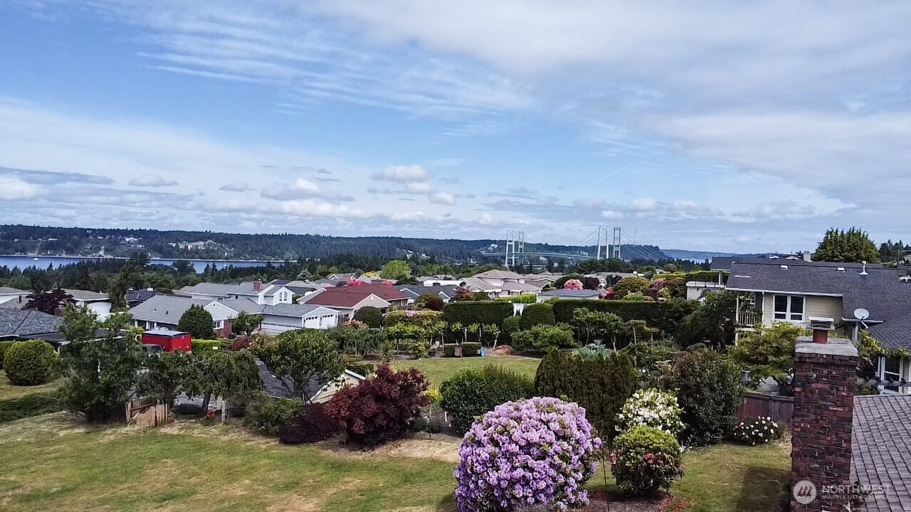 Tacoma, Washington, 98465, United States, 3 Bedrooms Bedrooms, ,2 BathroomsBathrooms,Residential,For Sale,1829131