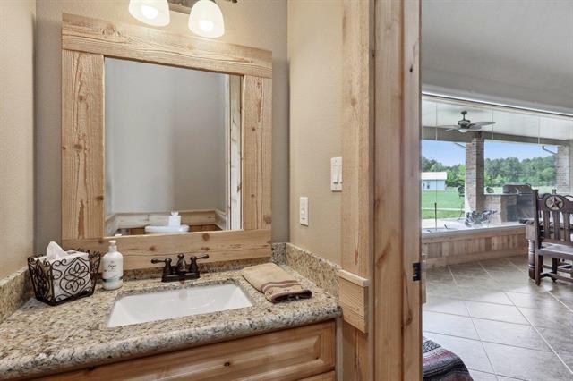Kountze, Texas, 77625, United States, 5 Bedrooms Bedrooms, ,6 BathroomsBathrooms,Residential,For Sale,1796759
