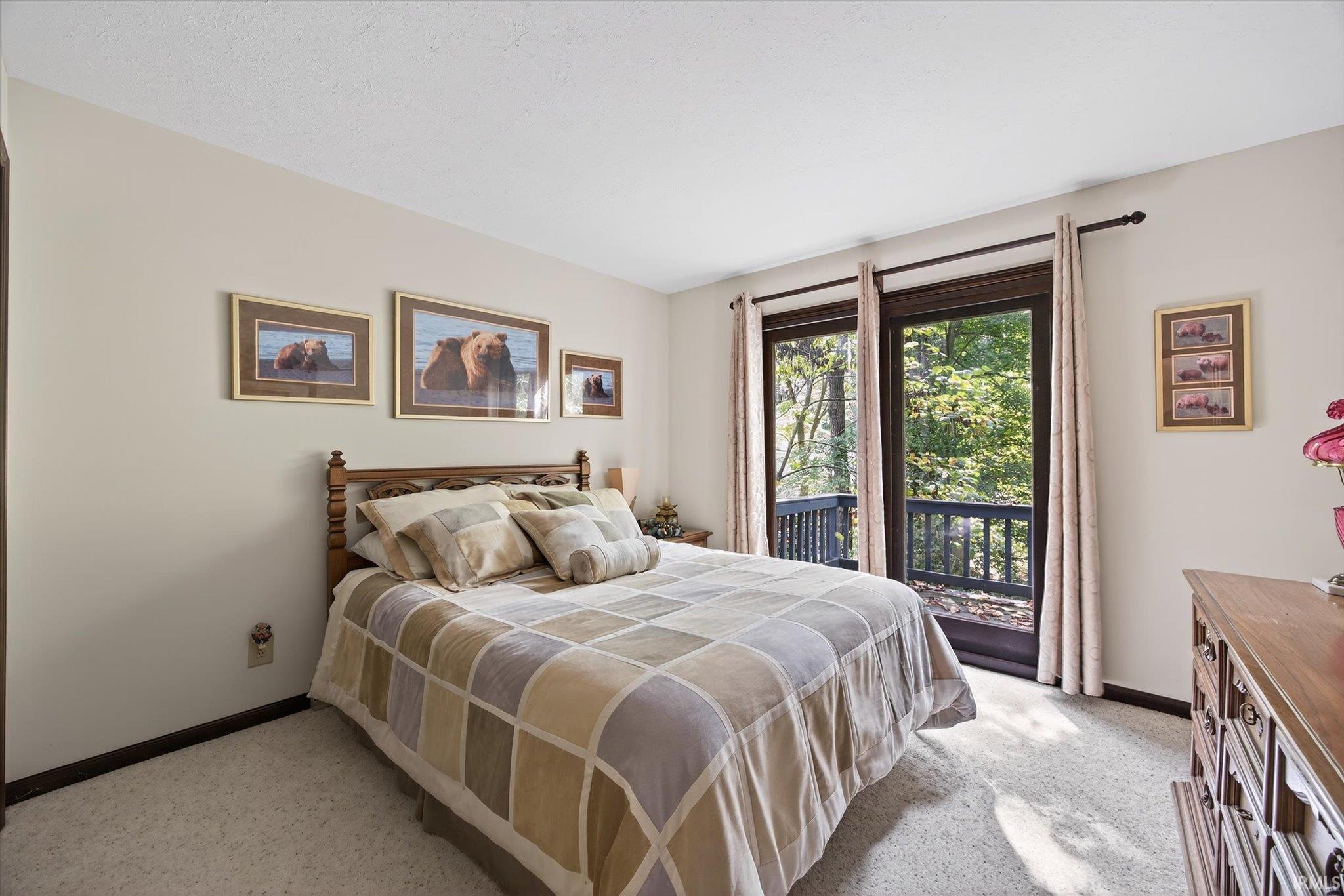 Unionville, Indiana, 47468, United States, 3 Bedrooms Bedrooms, ,2 BathroomsBathrooms,Residential,For Sale,1981002