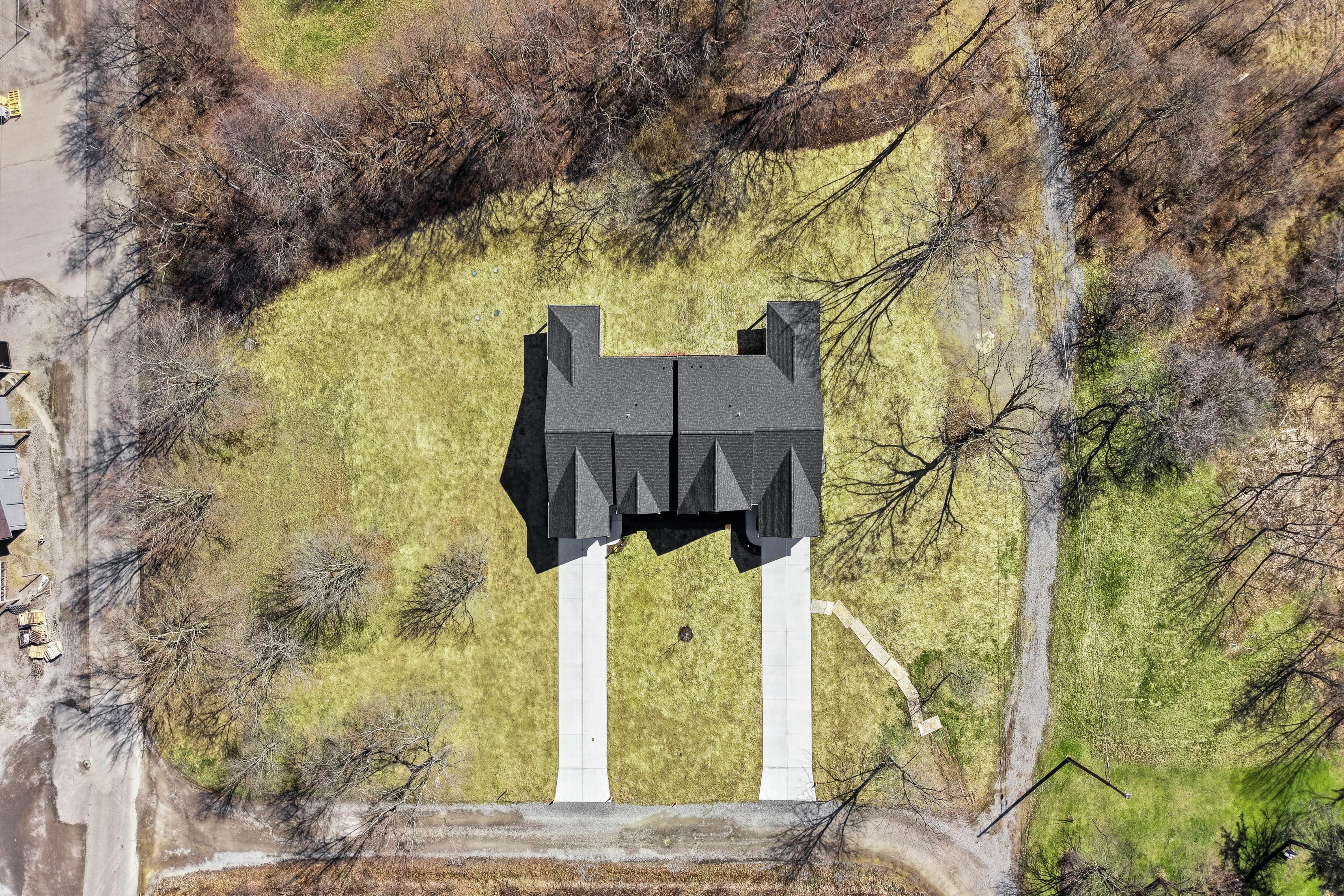  100-102 Huselton Drive - 物件實景