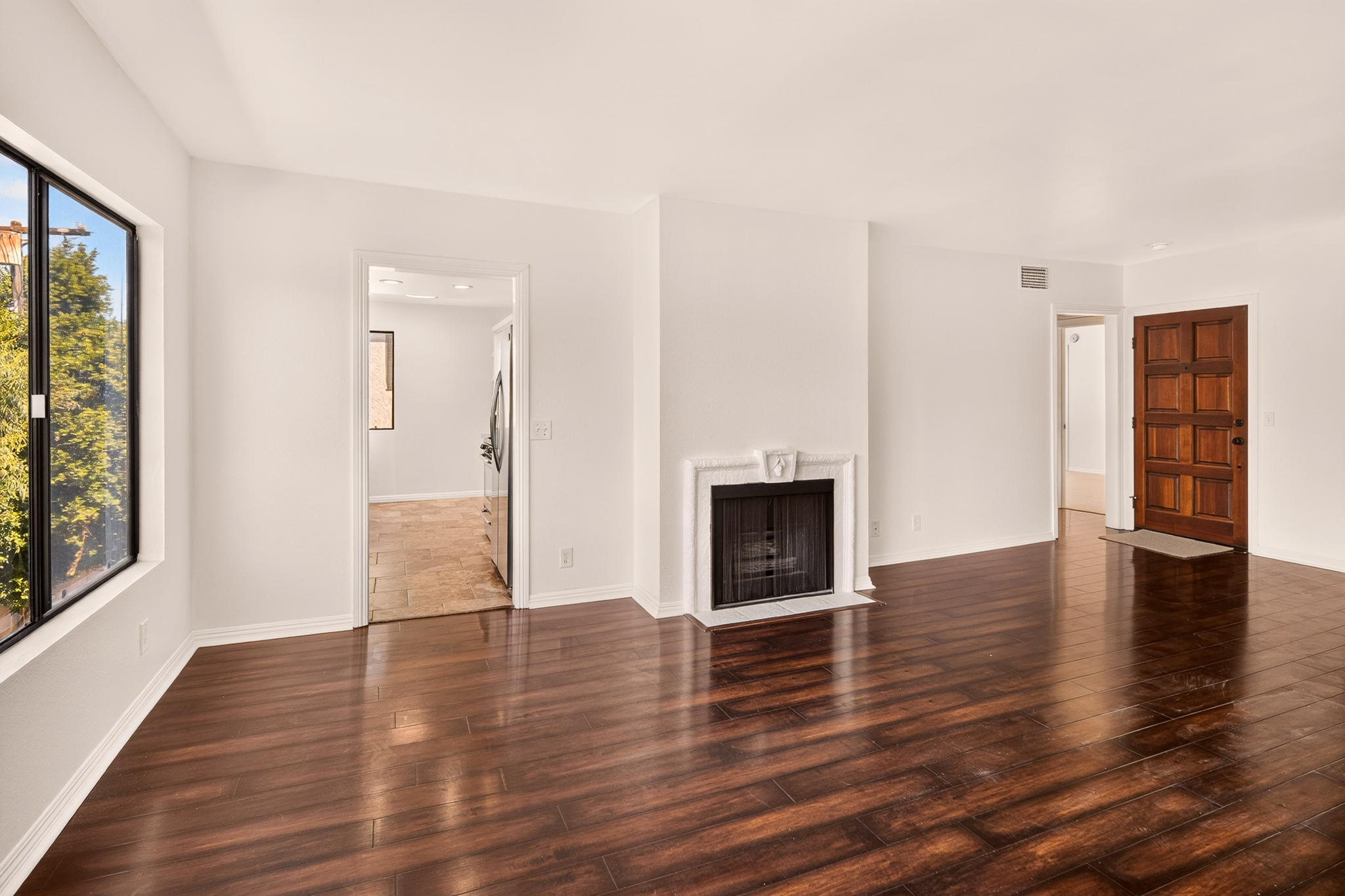  3271 Sawtelle Blvd - 物件實景
