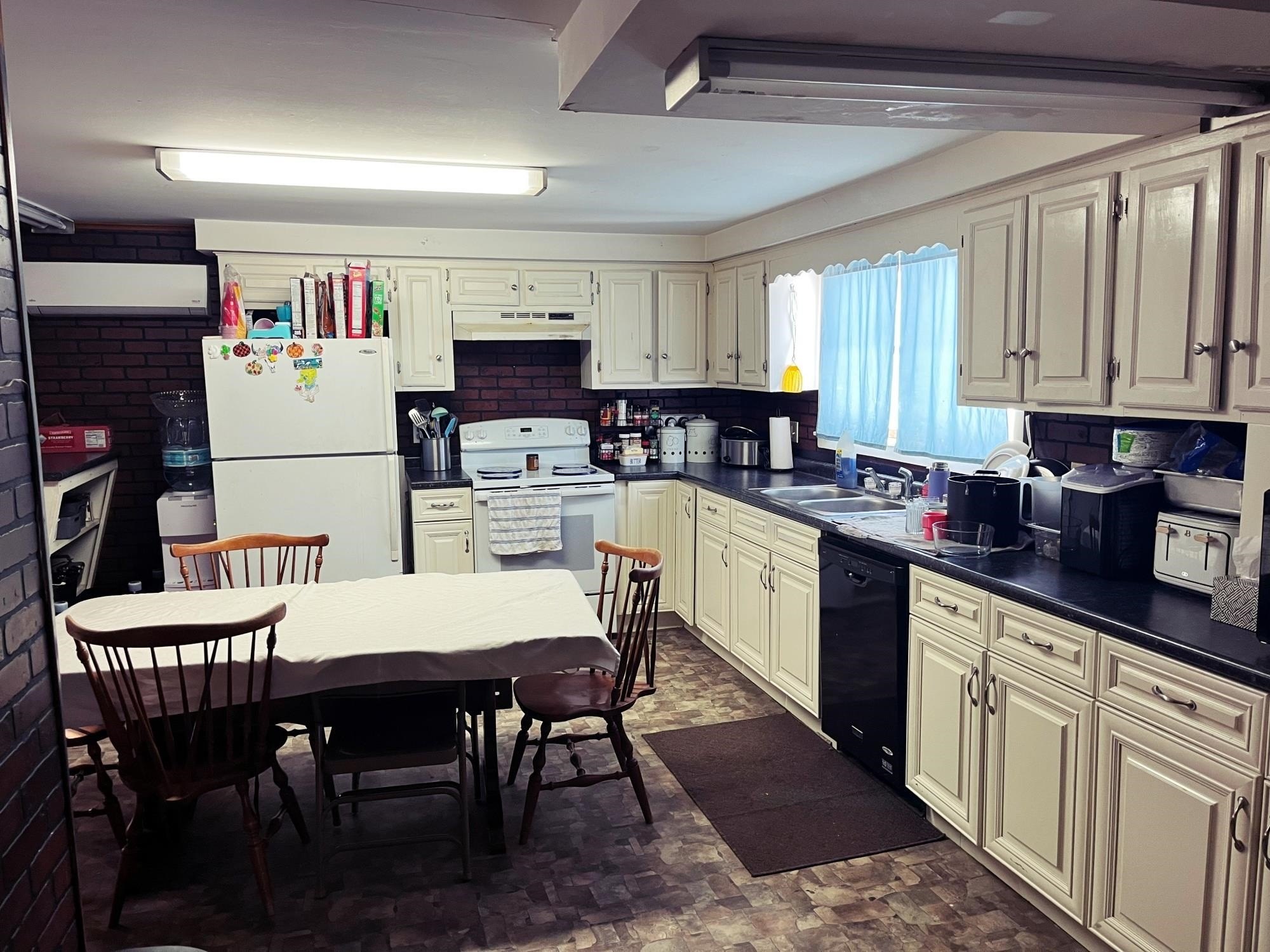 Irasburg, Vermont, 05845, United States, 3 Bedrooms Bedrooms, ,2 BathroomsBathrooms,Residential,For Sale,2017609