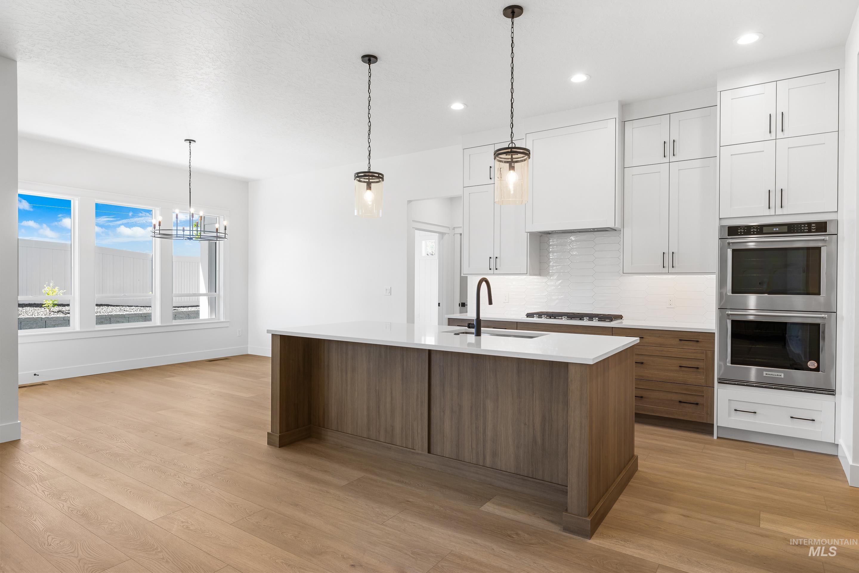 Kuna, Idaho, 83634, United States, 3 Bedrooms Bedrooms, ,Residential,For Sale,1989227