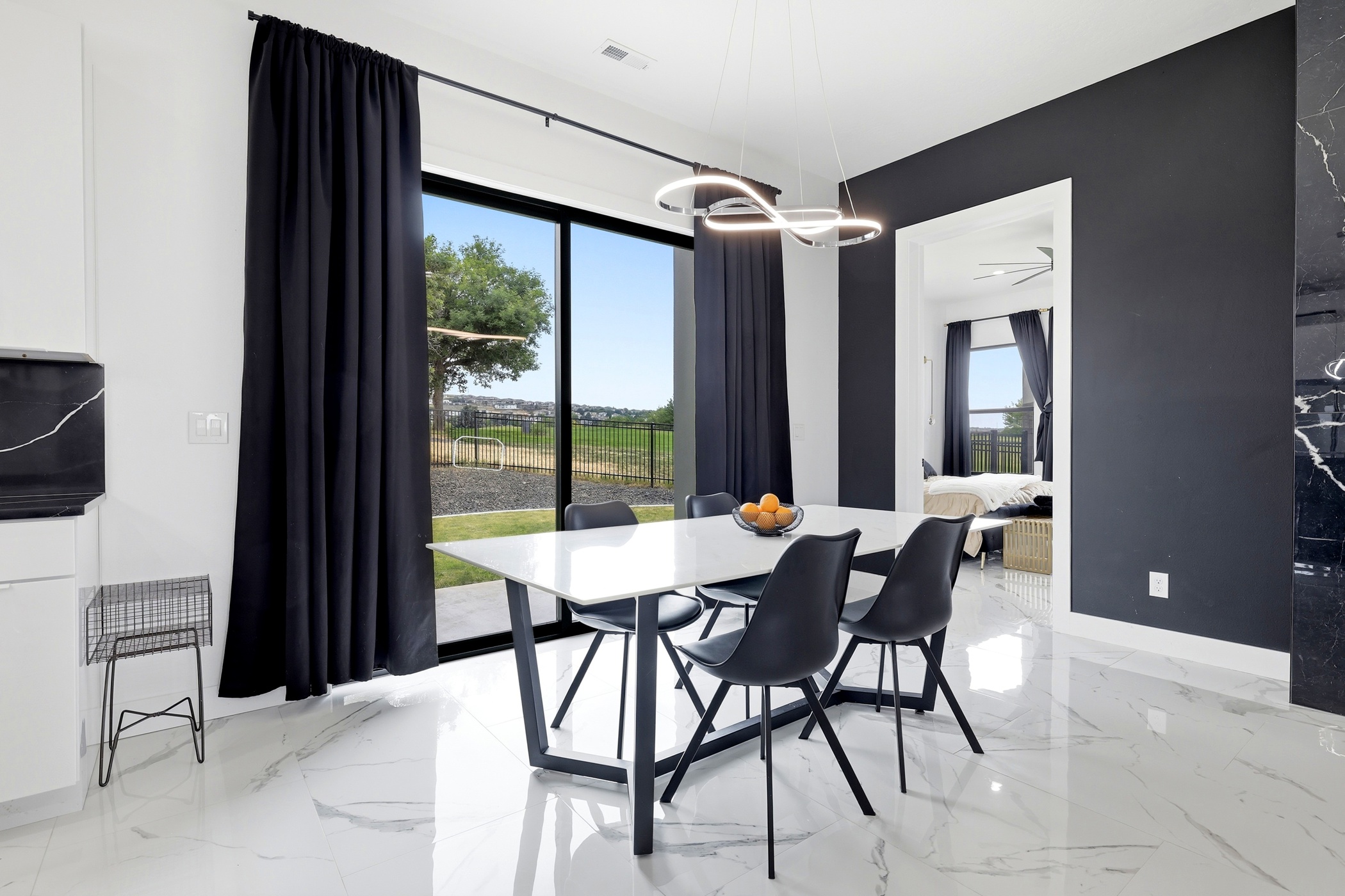  Stunning Home Stunning Views - 物件實景