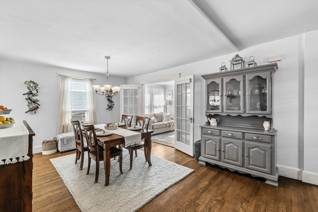 Swampscott, Massachusetts, 01907, United States, 3 Bedrooms Bedrooms, ,2 BathroomsBathrooms,Residential,For Sale,1979300