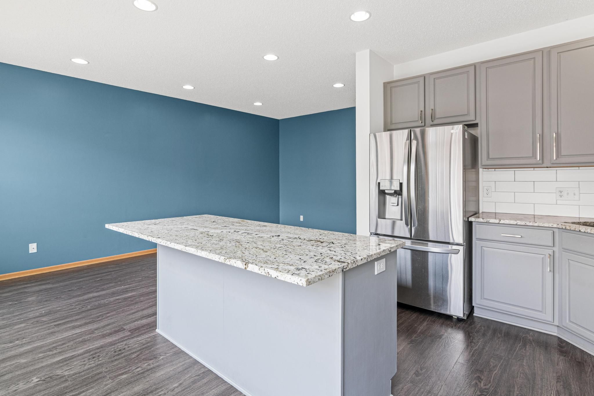  Beautifully Updated Living Near Downtown Robbinsdale - 物件實景