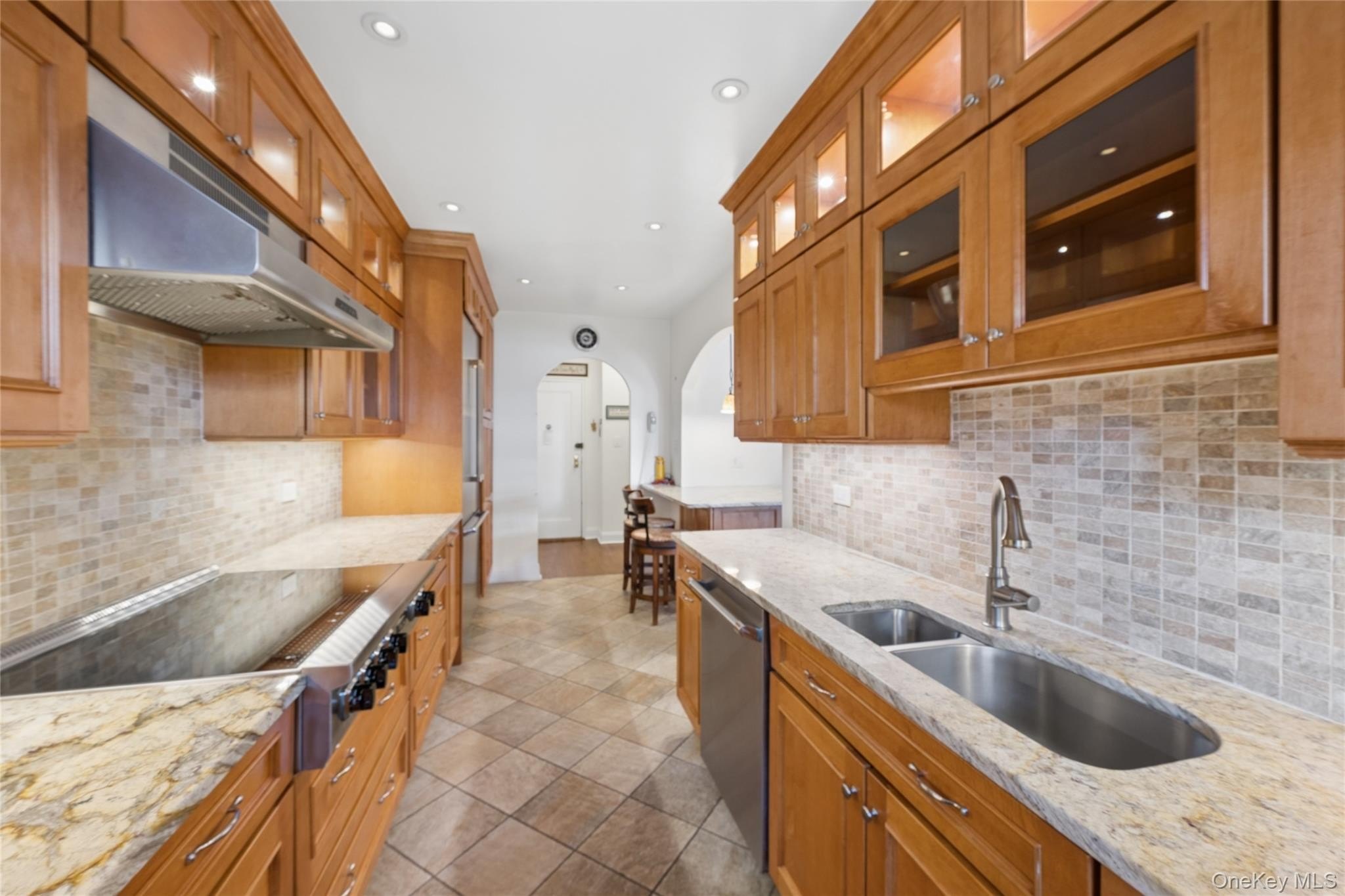 Beechhurst, New York, 11357, United States, 3 Bedrooms Bedrooms, ,2 BathroomsBathrooms,Residential,For Sale,2049222
