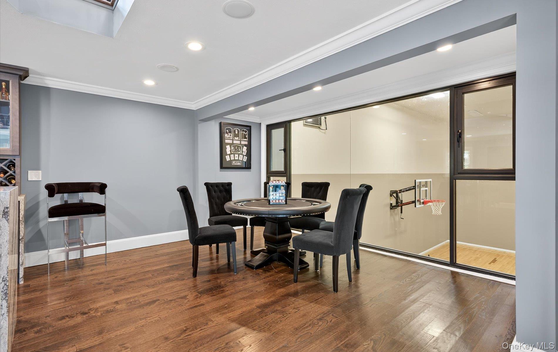 Woodbury, New York, 11797, United States, 5 Bedrooms Bedrooms, ,6 BathroomsBathrooms,Residential,For Sale,1918098