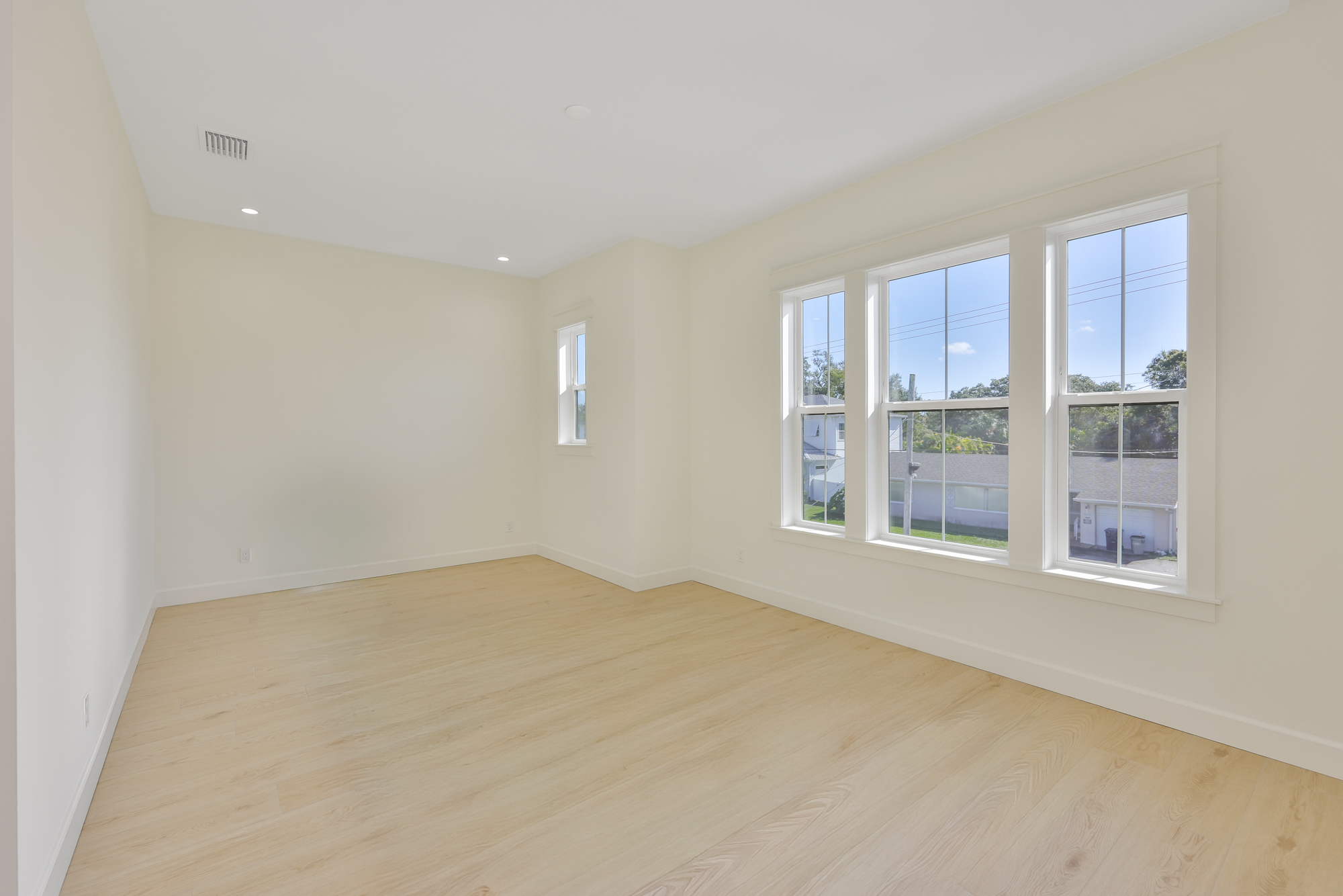 Tampa, Florida, 33629, United States, 5 Bedrooms Bedrooms, ,7 BathroomsBathrooms,Residential,For Sale,2007837