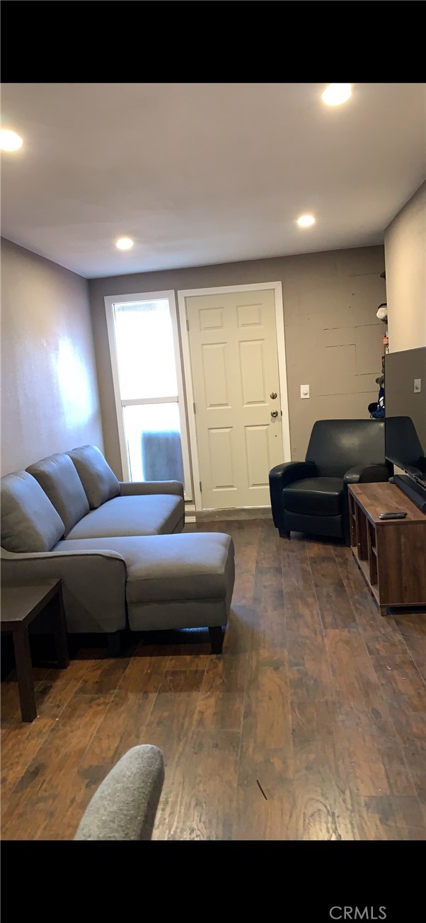 Lancaster, California, 93535, United States, 5 Bedrooms Bedrooms, ,2 BathroomsBathrooms,Residential,For Sale,1899707