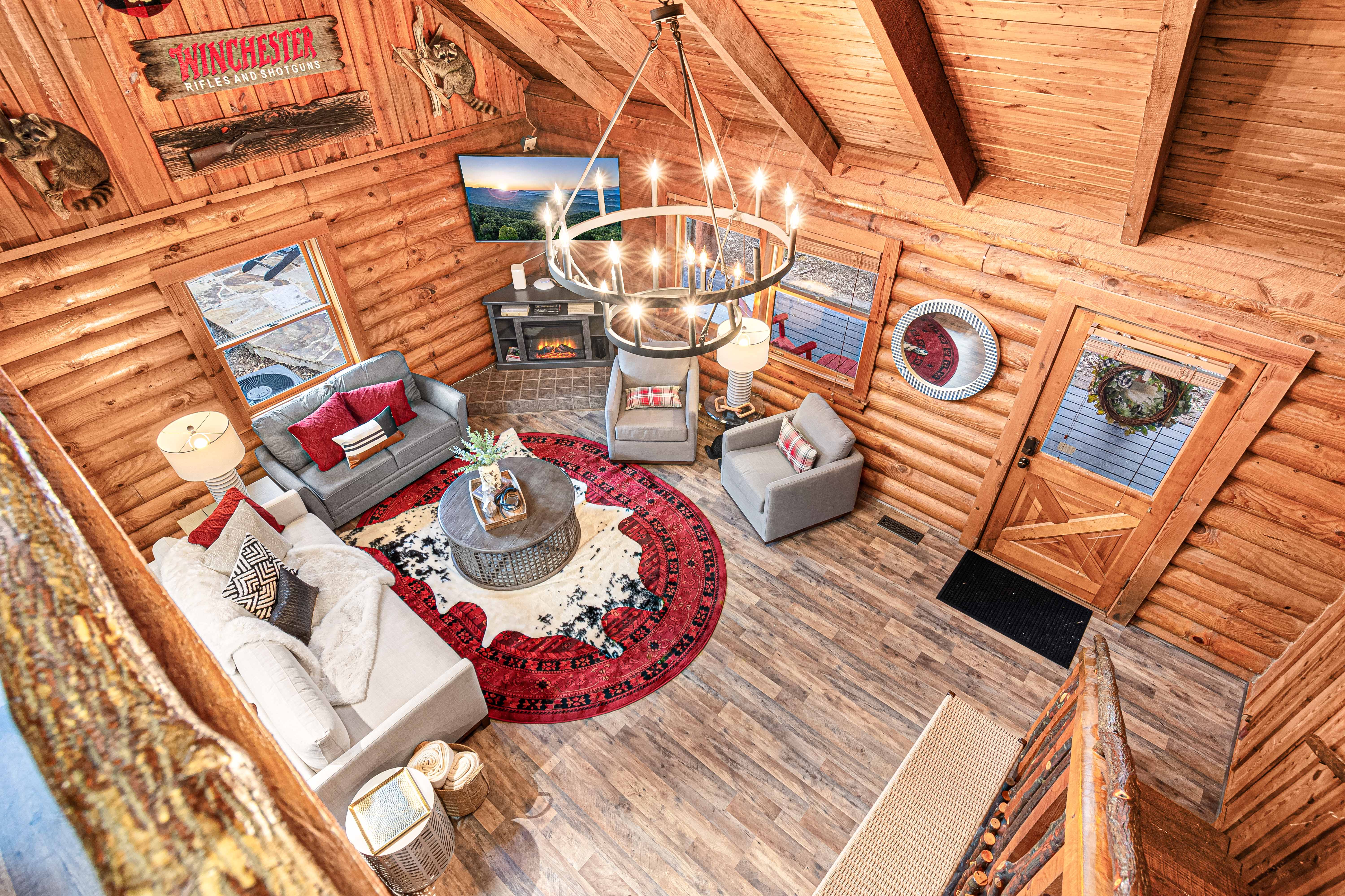 Gatlinburg, Tennessee, 37738, United States, 3 Bedrooms Bedrooms, ,4 BathroomsBathrooms,Residential,For Sale,1977450