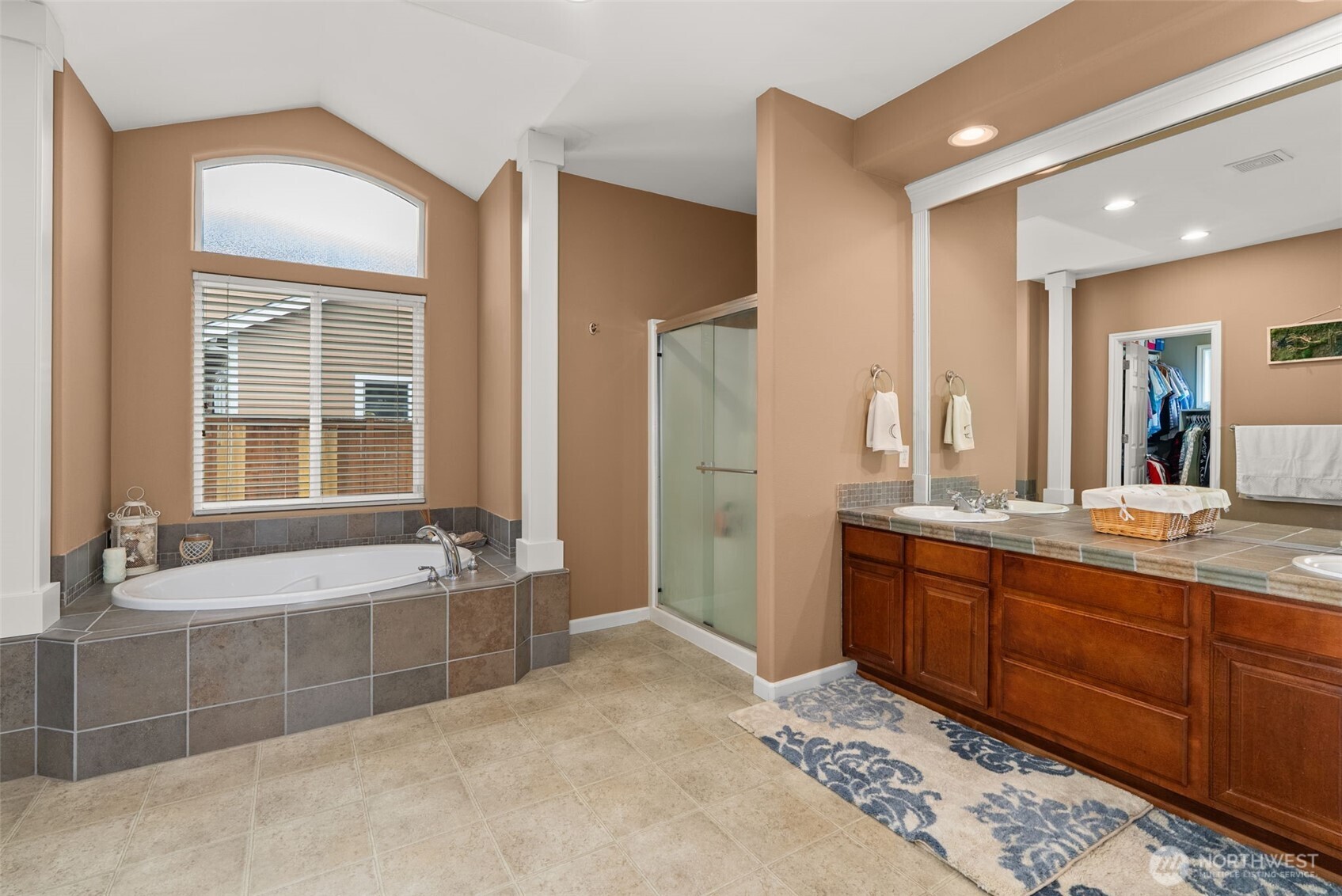 Olympia, Washington, 98513, United States, 3 Bedrooms Bedrooms, ,3 BathroomsBathrooms,Residential,For Sale,2012121