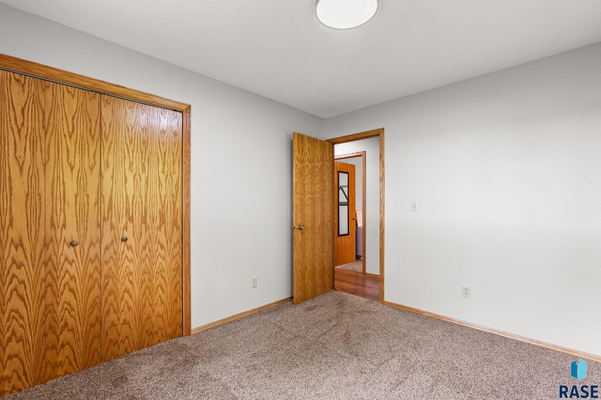 Harrisburg, South Dakota, 57032, United States, 5 Bedrooms Bedrooms, ,1 BathroomBathrooms,Residential,For Sale,1917762
