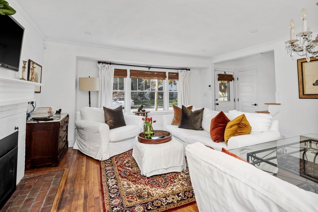 Cohasset, Massachusetts, 02025, United States, 3 Bedrooms Bedrooms, ,2 BathroomsBathrooms,Residential,For Sale,1925123