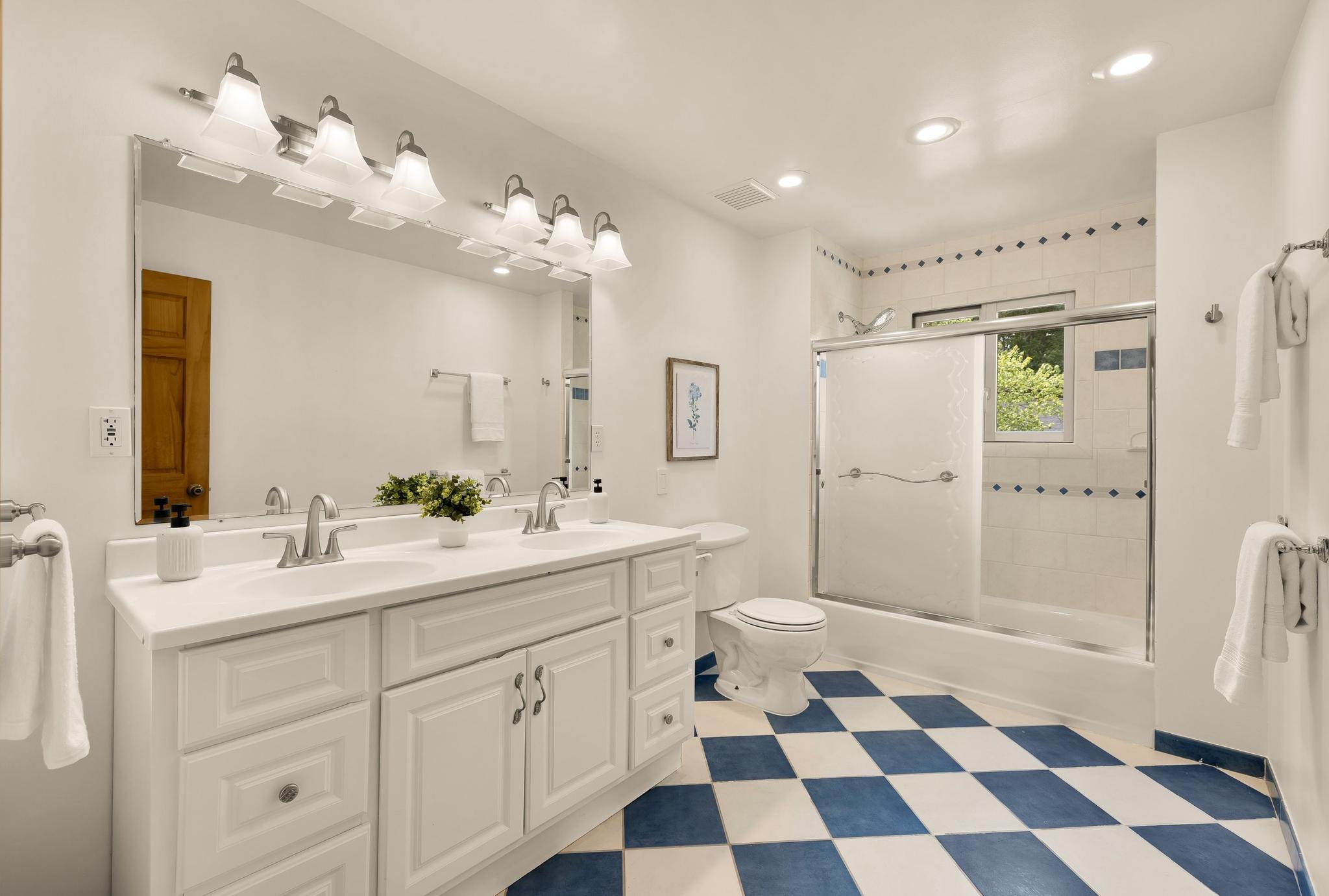  4717 Edgefield Road, Bethesda, MD, 20814 - 物件實景