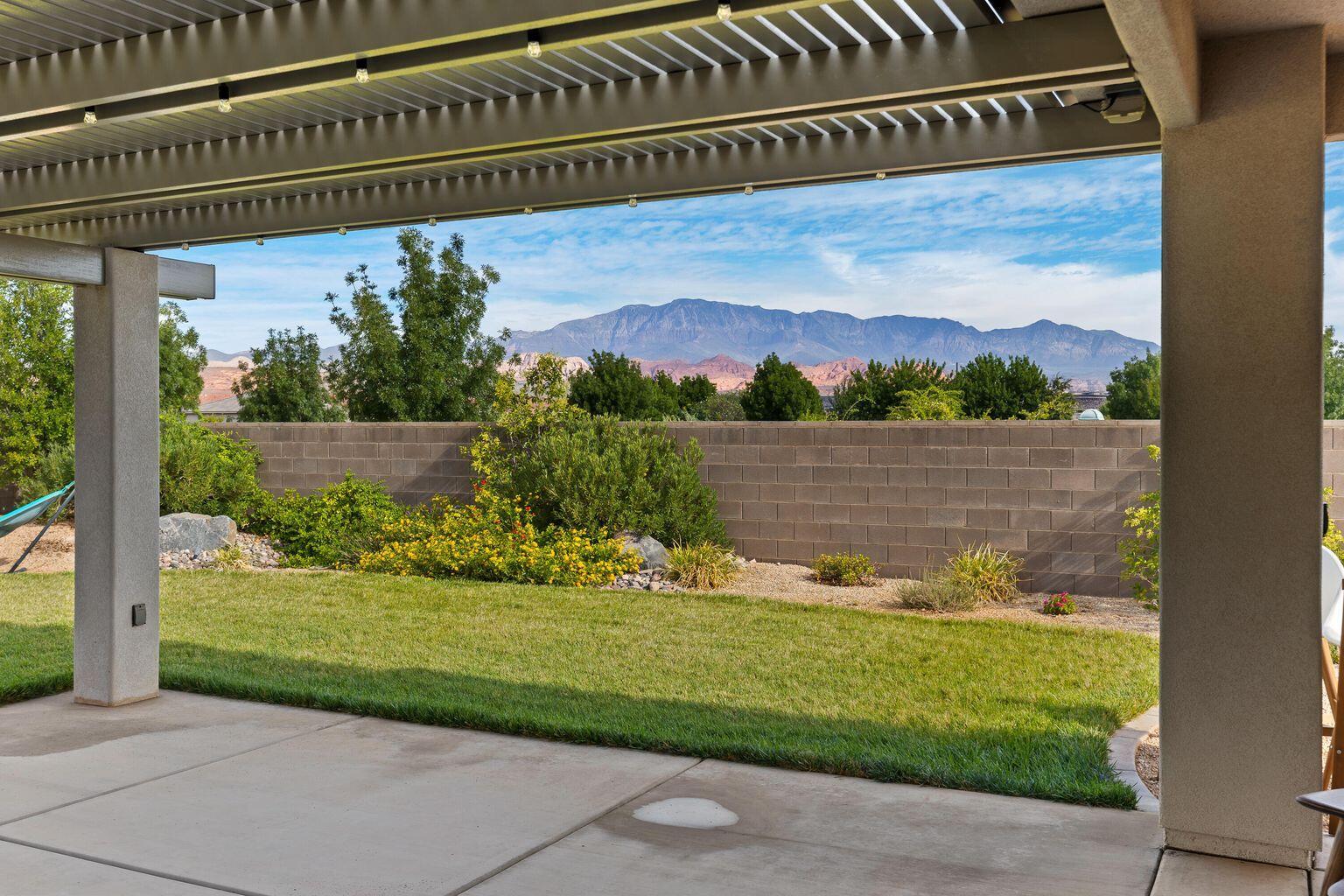 Washington, Utah, 84780, United States, 4 Bedrooms Bedrooms, ,5 BathroomsBathrooms,Residential,For Sale,2009663