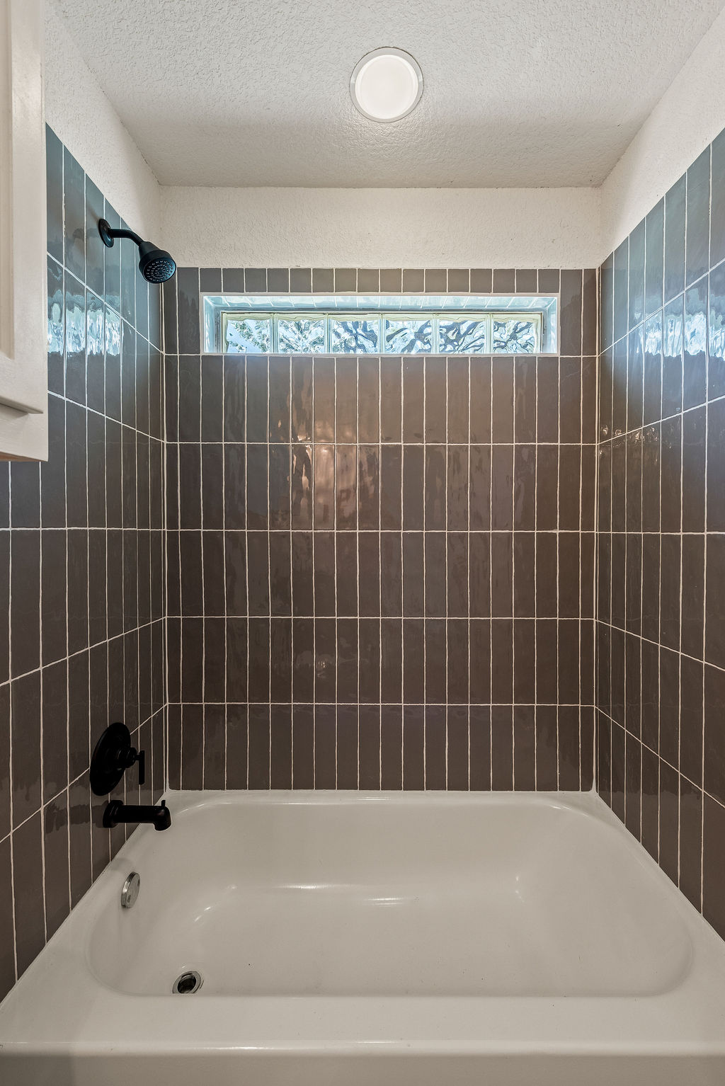 Wimberley, Texas, 78676, United States, 2 Bedrooms Bedrooms, ,2 BathroomsBathrooms,Residential,For Sale,1942649