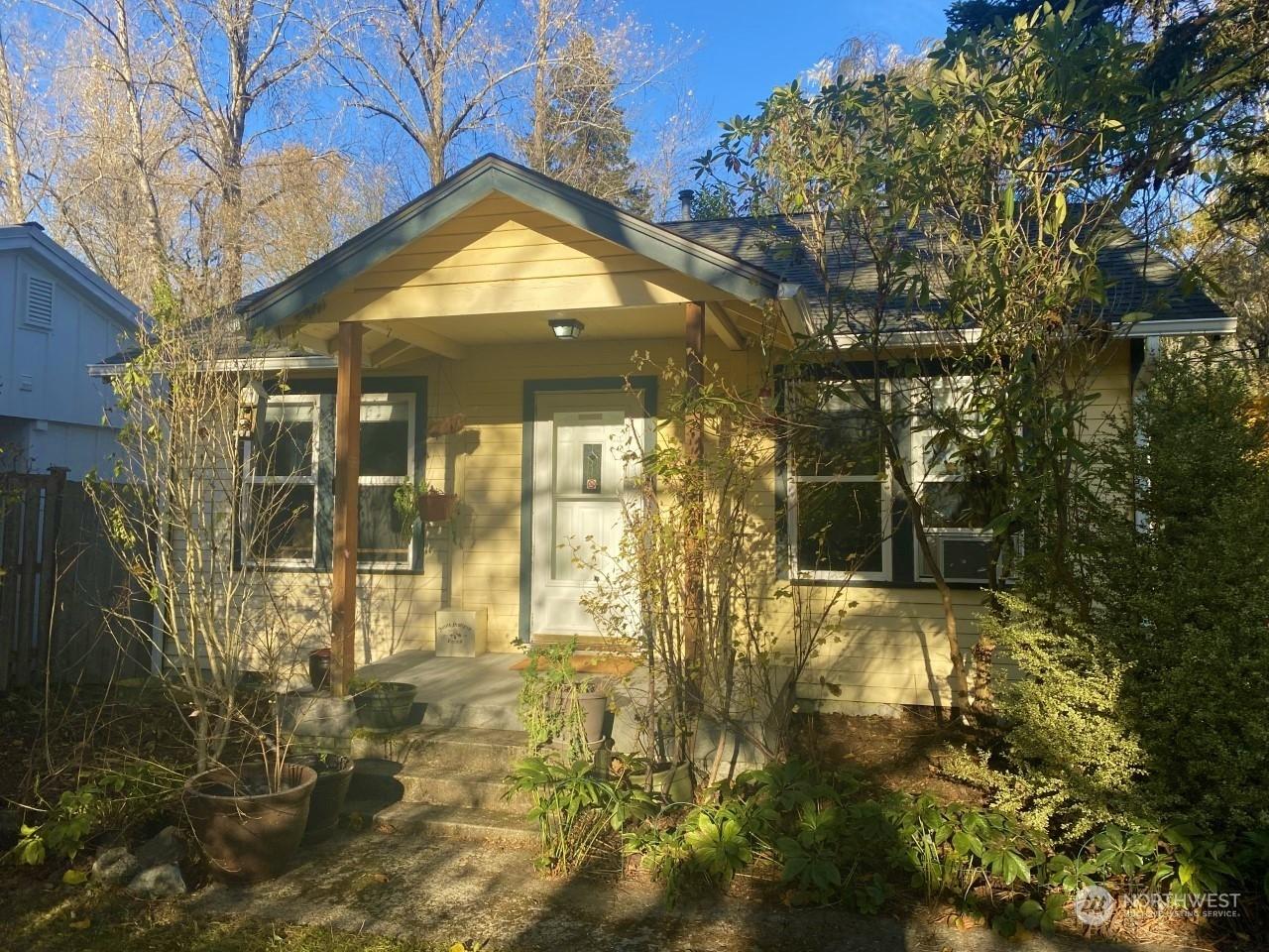 102 6TH STREET, NORTH BEND, Washington, 98045, United States, 2 Bedrooms Bedrooms, ,1 BathroomBathrooms,Residential,For Sale,102 6TH STREET,1434277