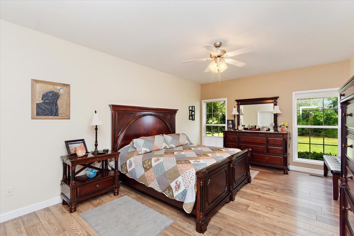 Manchester, Tennessee, 37355, United States, 3 Bedrooms Bedrooms, ,2 BathroomsBathrooms,Residential,For Sale,1907523