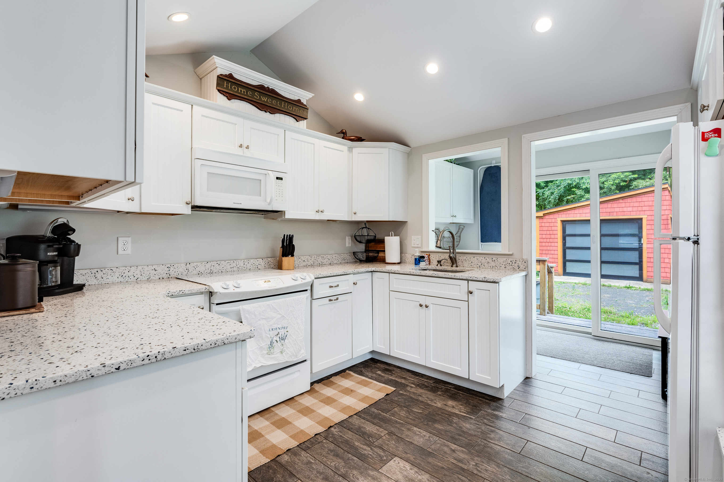 East Haddam, Connecticut, 06423, United States, 2 Bedrooms Bedrooms, ,1 BathroomBathrooms,Residential,For Sale,1895386