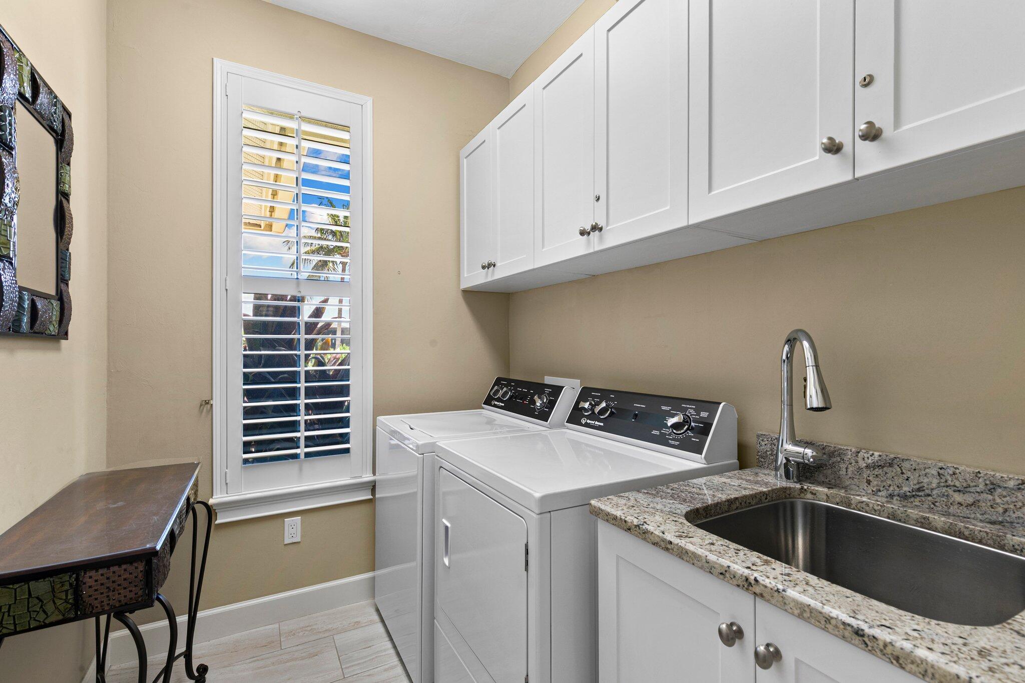 Marco Island, Florida, 34145, United States, 3 Bedrooms Bedrooms, ,2 BathroomsBathrooms,Residential,For Sale,2002007