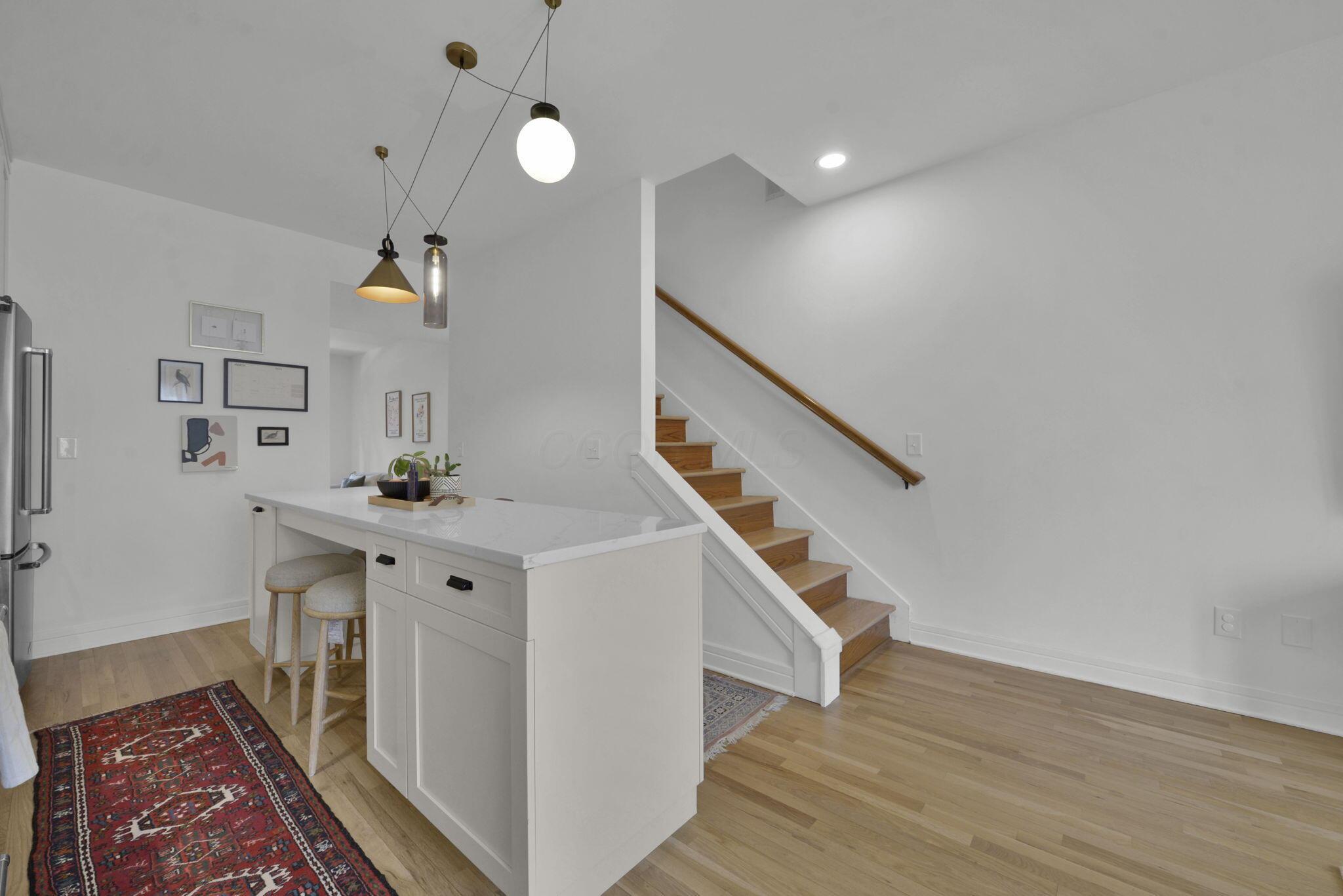 Columbus, Ohio, 43215, United States, 3 Bedrooms Bedrooms, ,4 BathroomsBathrooms,Residential,For Sale,2037266