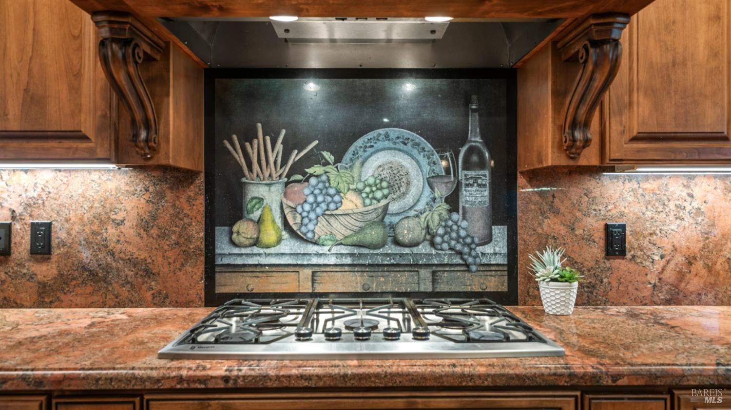 Vacaville, California, 95688, United States, 4 Bedrooms Bedrooms, ,2 BathroomsBathrooms,Residential,For Sale,1857826