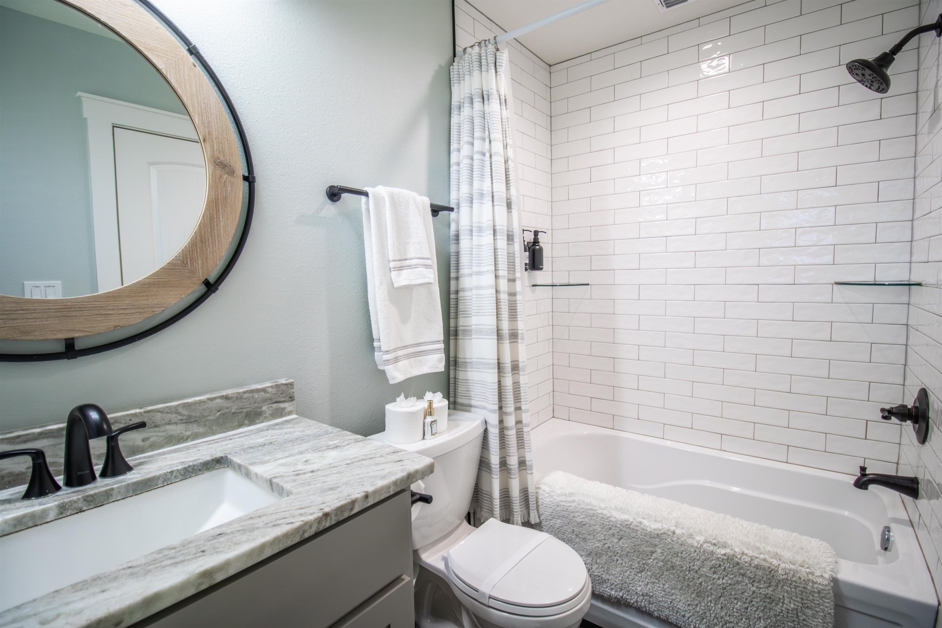 Jefferson, Texas, 75657, United States, 3 Bedrooms Bedrooms, ,3 BathroomsBathrooms,Residential,For Sale,2005348