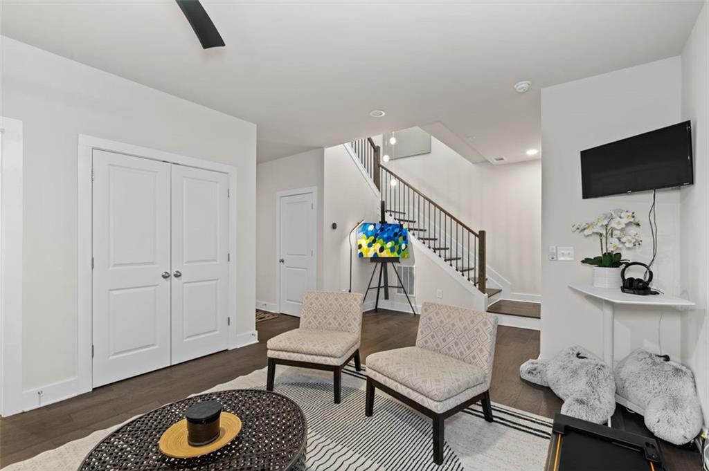 Cumming, Georgia, 30041, United States, 3 Bedrooms Bedrooms, ,4 BathroomsBathrooms,Residential,For Sale,1991085