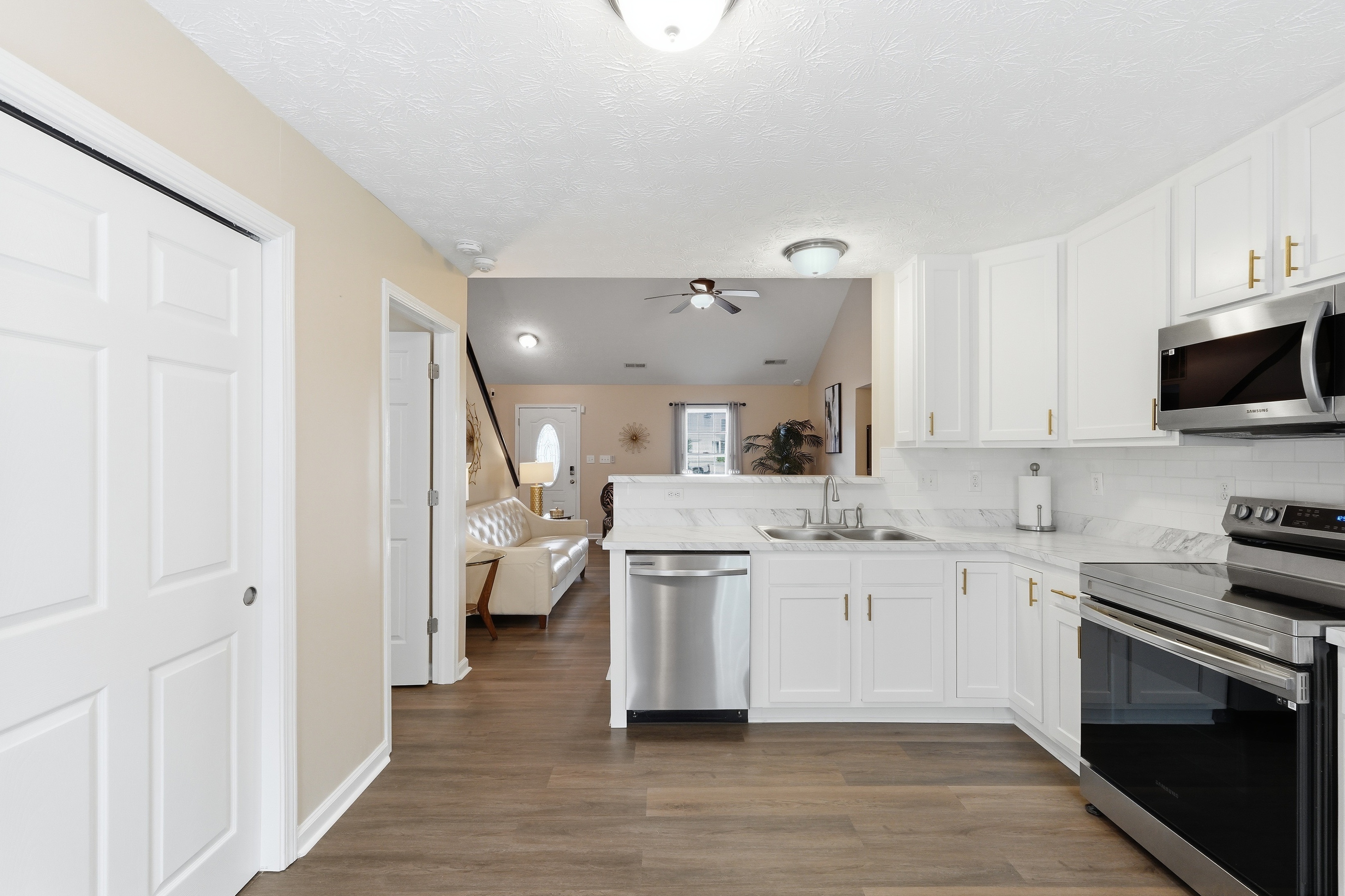  6314 Maravian Drive, Louisville, KY 40258 - 物件實景