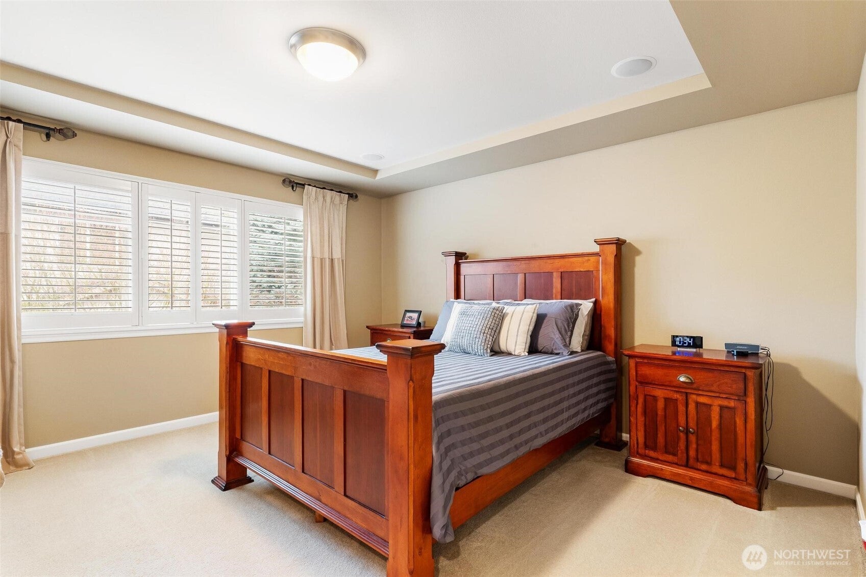 Mill Creek, Washington, 98012, United States, 5 Bedrooms Bedrooms, ,2 BathroomsBathrooms,Residential,For Sale,2034183