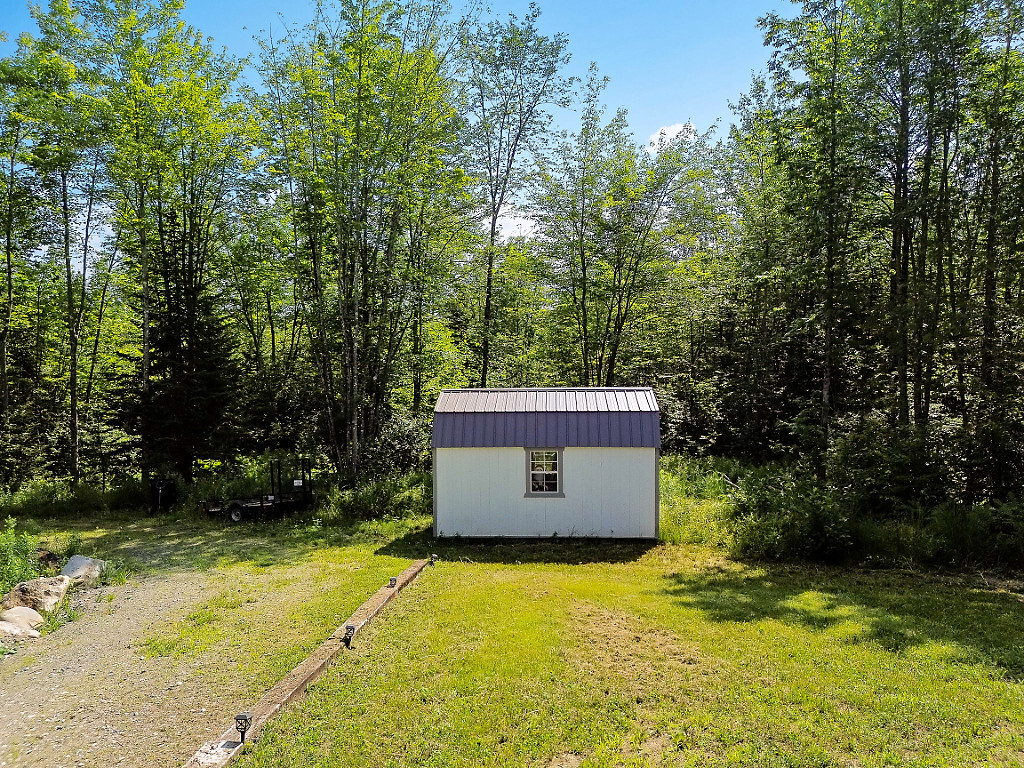 Madison, Maine, 04950, United States, 3 Bedrooms Bedrooms, ,3 BathroomsBathrooms,Residential,For Sale,1898697