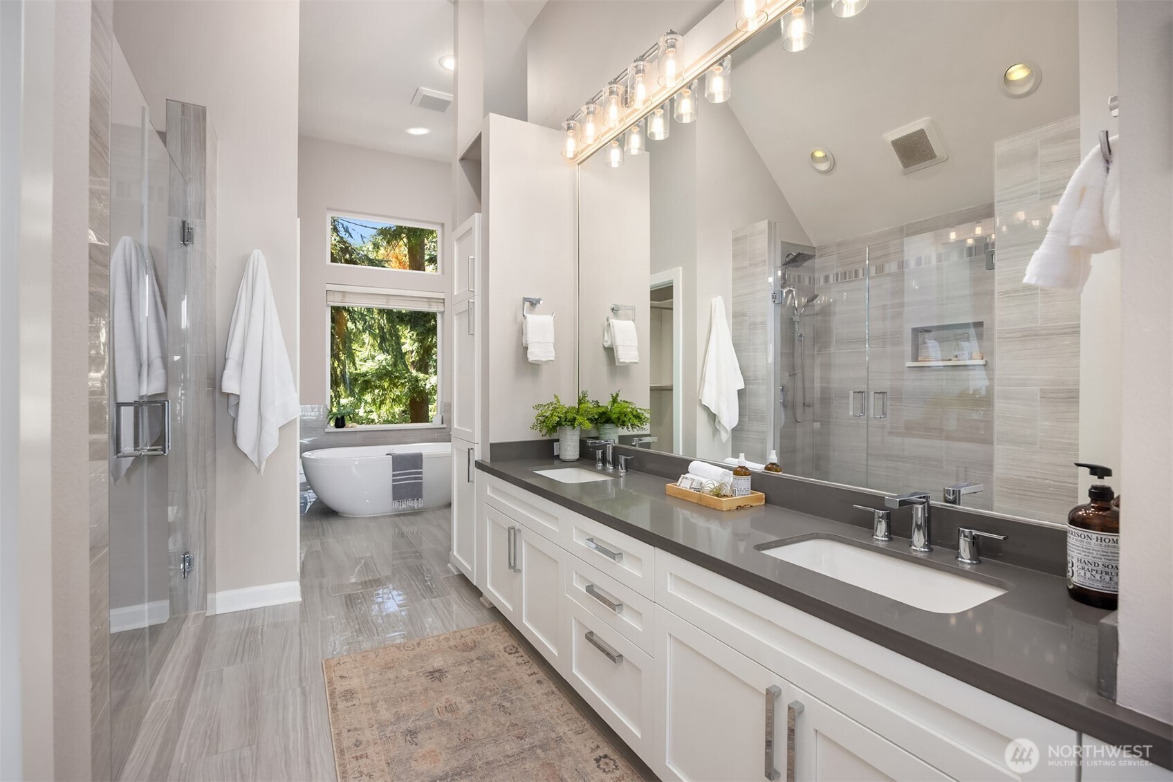 Bainbridge Island, Washington, 98110, United States, 3 Bedrooms Bedrooms, ,3 BathroomsBathrooms,Residential,For Sale,1896588