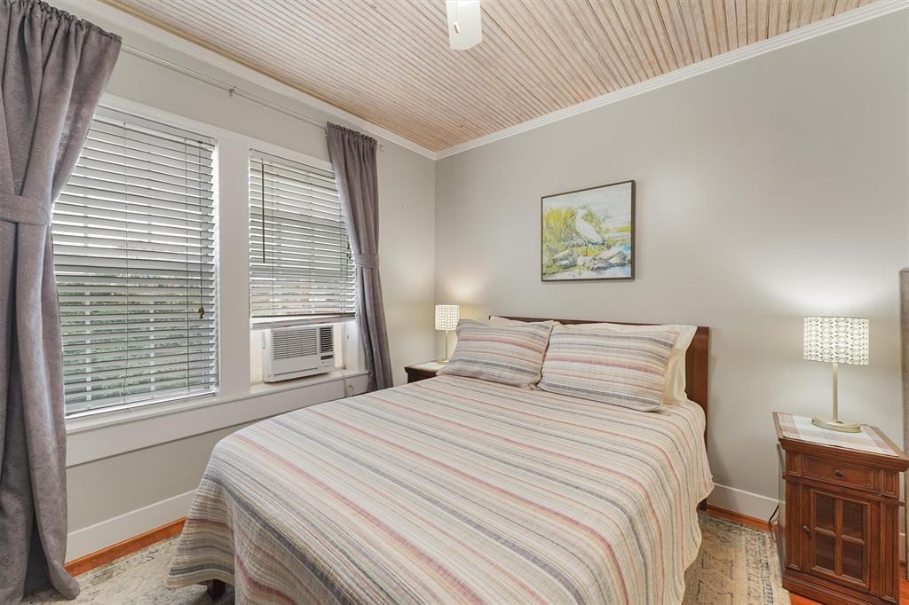 403 W Polk Street, Houston, Texas, 77019, United States, ,Residential,For Sale,403 W Polk Street,1554768