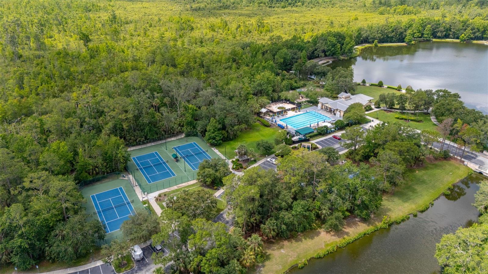 CELEBRATION, Florida, 34747, United States, 3 Bedrooms Bedrooms, ,3 BathroomsBathrooms,Residential,For Sale,1975520