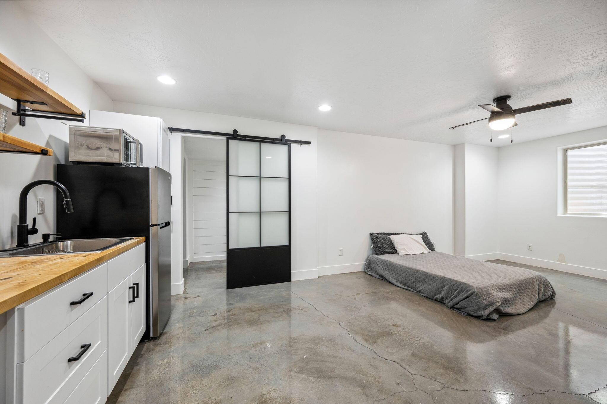 St George, Utah, 84790, United States, 6 Bedrooms Bedrooms, ,5 BathroomsBathrooms,Residential,For Sale,1923472
